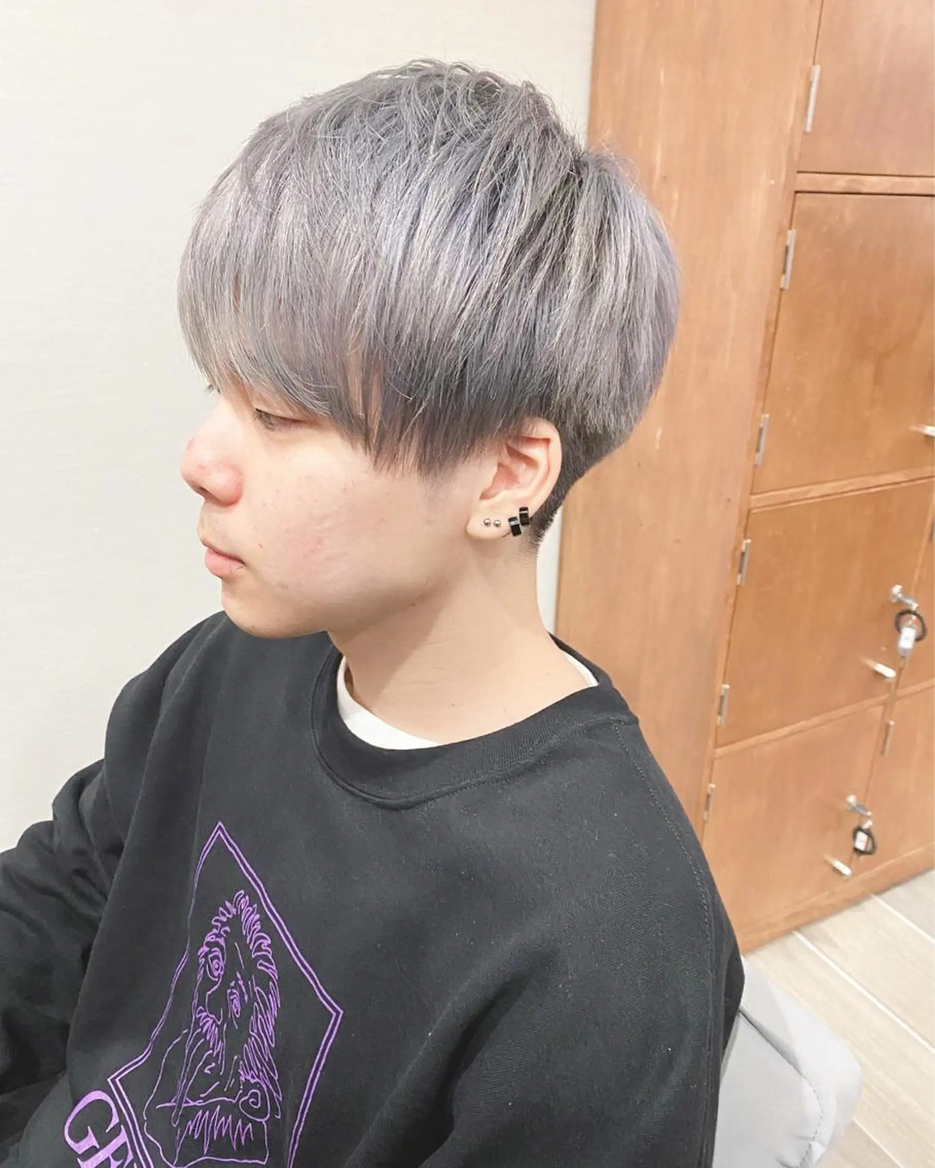 カラー メンズ アッシュ ダブルカラー シルバー シルバーアッシュ 鈴木 雅也　大宮メンズ✂️のヘアスタイル