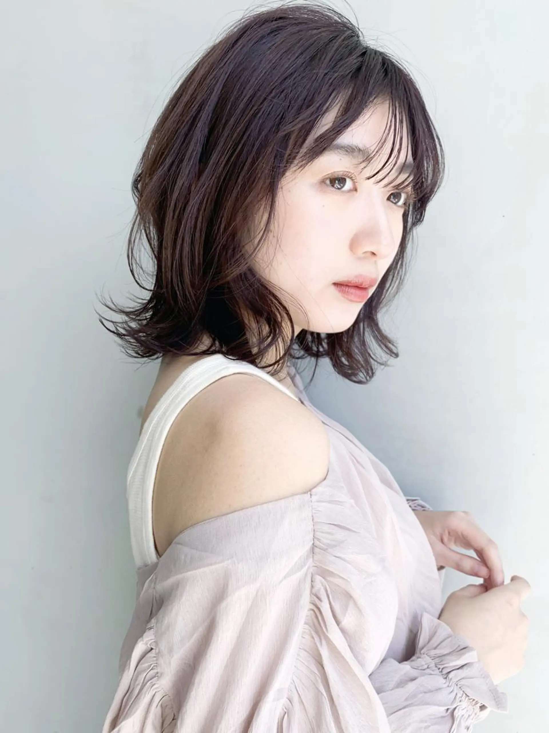 ミディアム カラー パーマ ヘアアレンジ レイヤーカット ITbyALBUM 浦和店のヘアスタイル