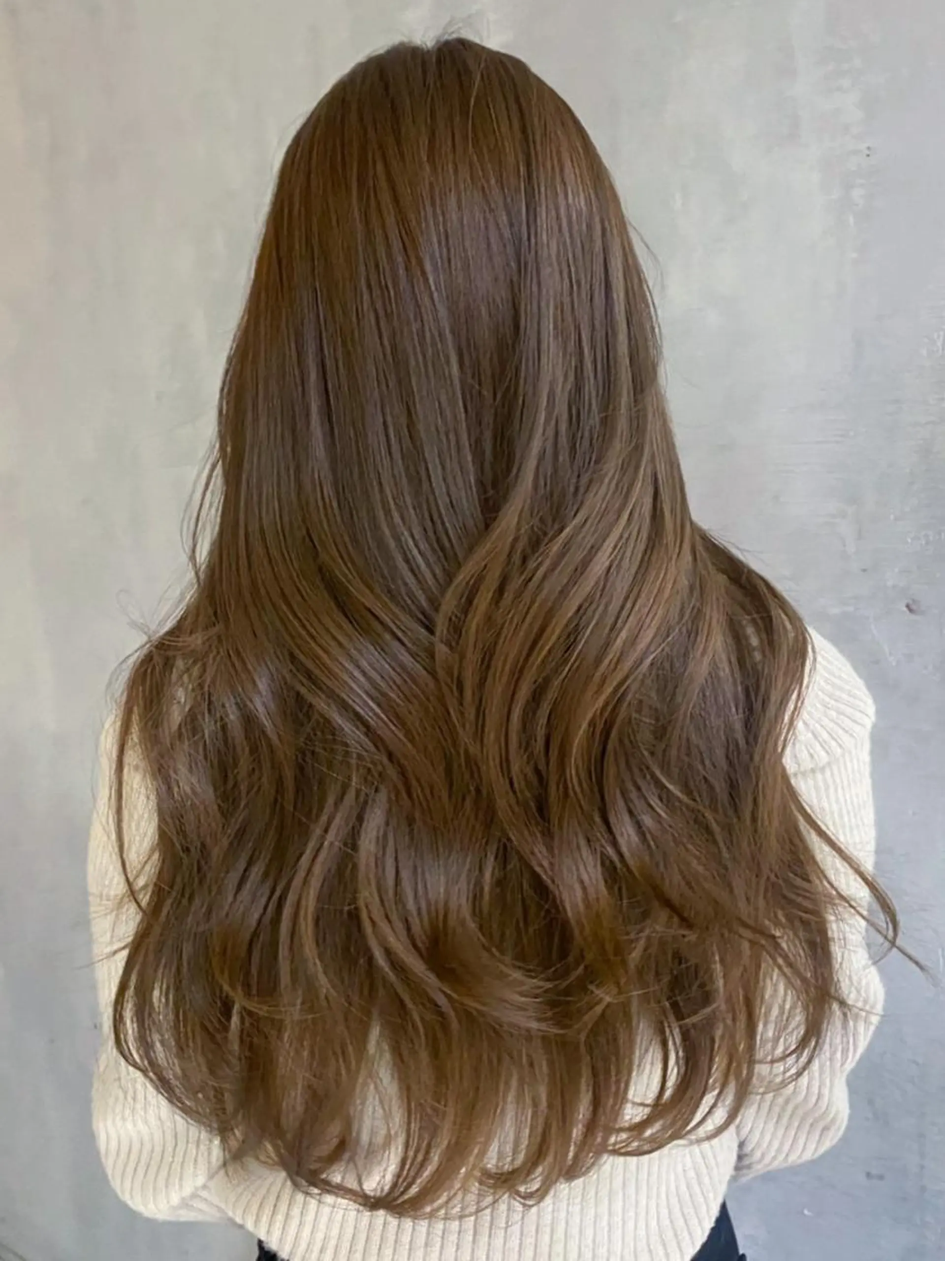 セミロング パーマ カラー ヘアアレンジ グレージュ オリーブグレージュ オリーブグレー レイヤーカット ITbyALBUM 下北沢店のヘアスタイル