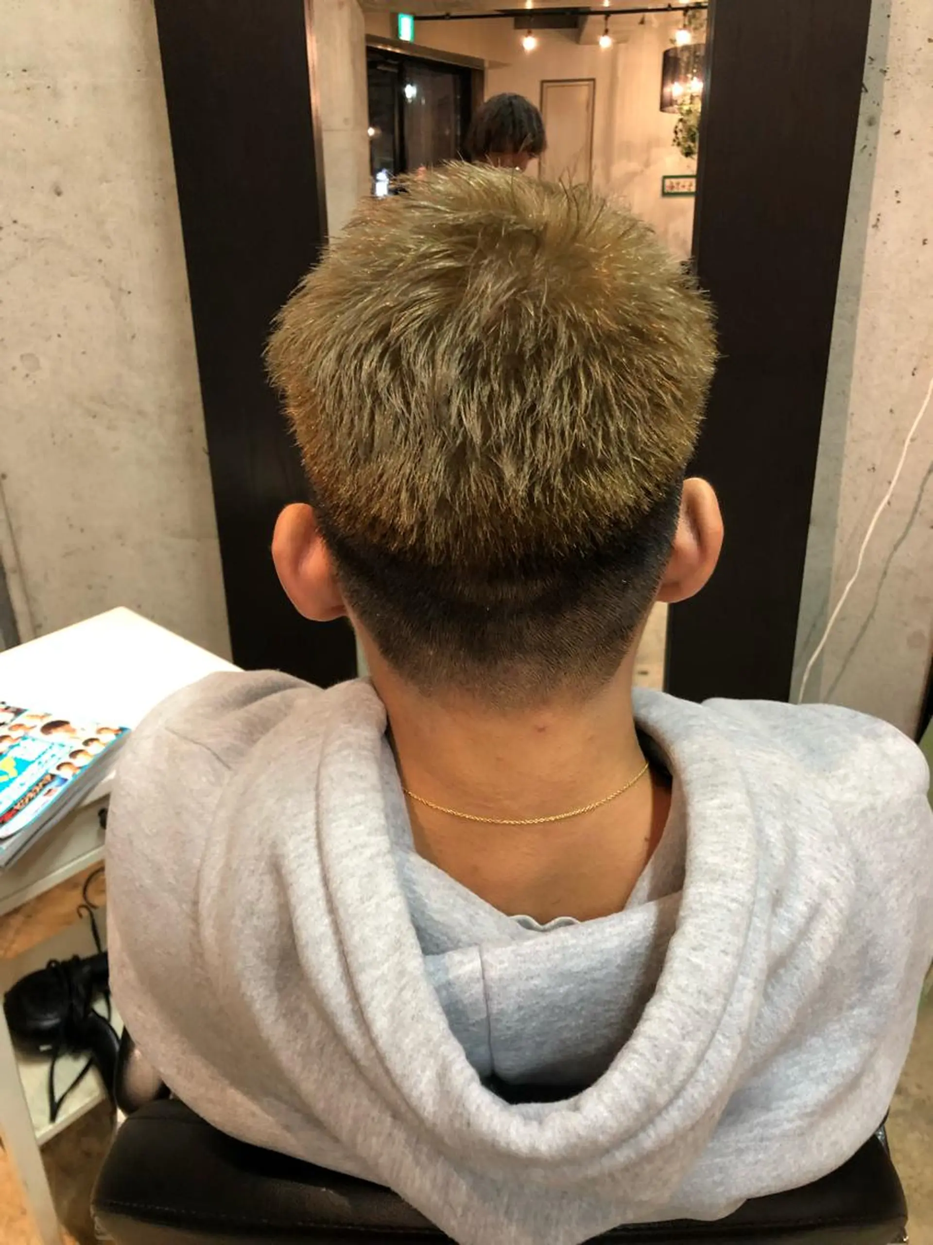 ショート カラー メンズ ダブルカラー 新宿韓国風レイヤー カット内田智大のヘアスタイル