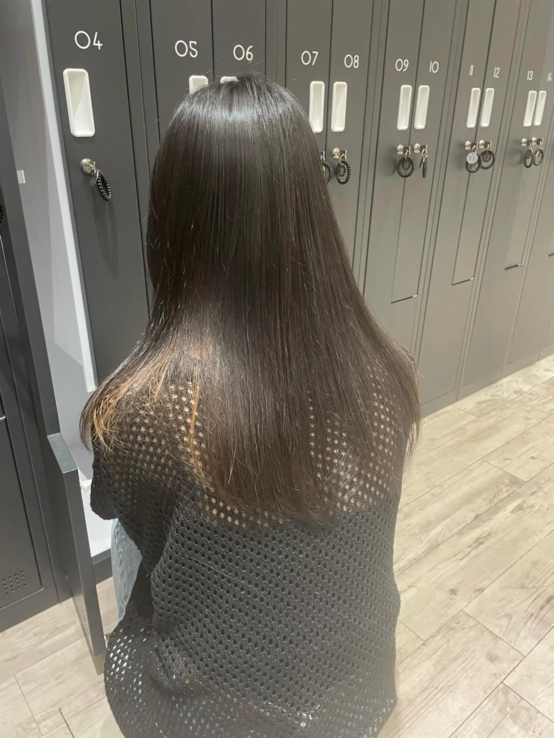 ロング カラー パーマ アッシュ ベージュカラー グレージュ インナーカラー 髪質改善 salowin神戸三宮suite所属・工藤 貫多のヘアスタイル