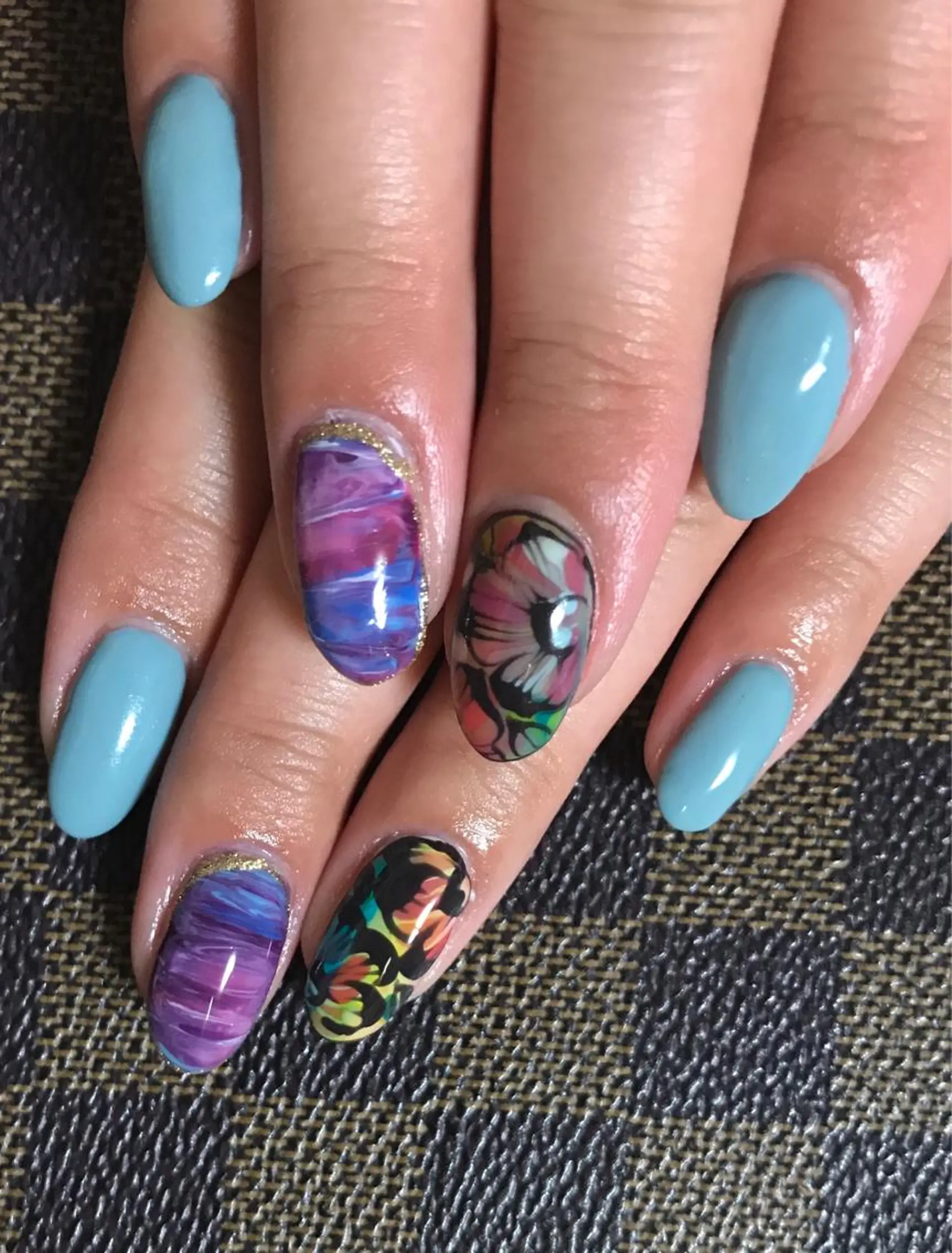 ネイル みんなの店所属・仲谷 つかさのエステ・リラクイメージ