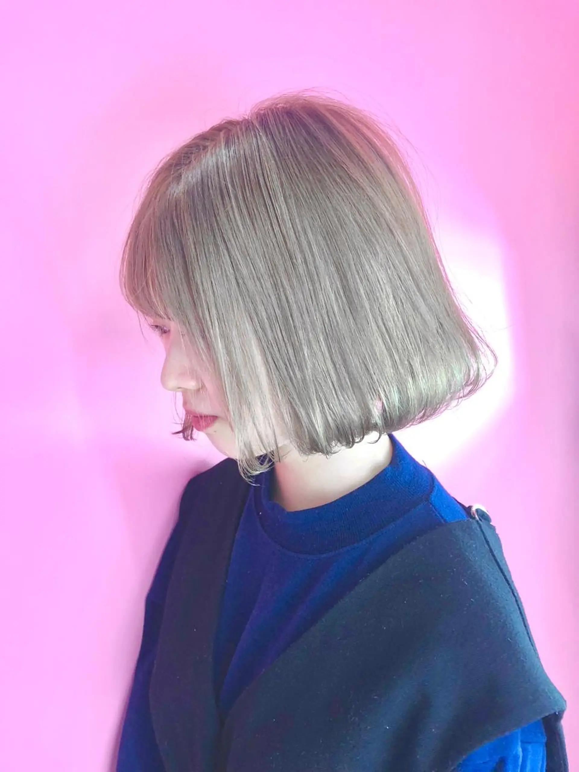 ショート カラー ベージュカラー ホワイトベージュ _WHITE高槻所属・_WHITE高槻店 yusukeのヘアスタイル