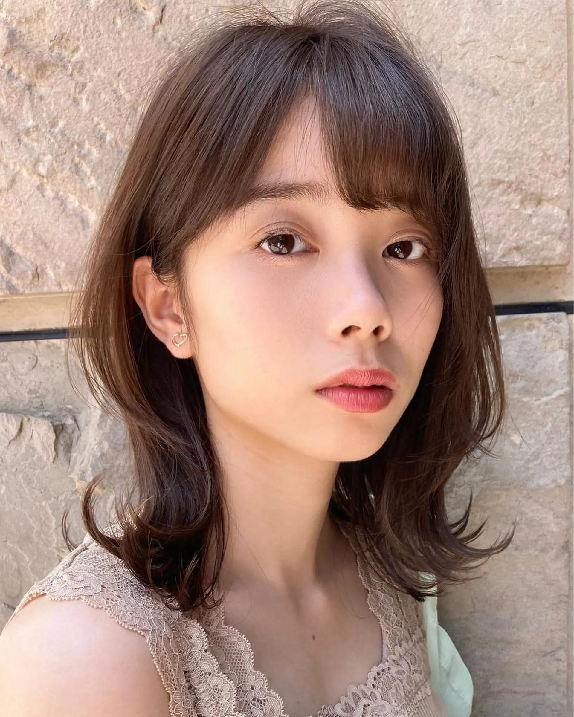 ミディアム カラー レイヤーカット カット ヘアカラー トリートメント ヘアセット Loom .by Sea  ルームバイシー所属・レイヤー/前髪/ 韓国/CHIHIROのヘアスタイル