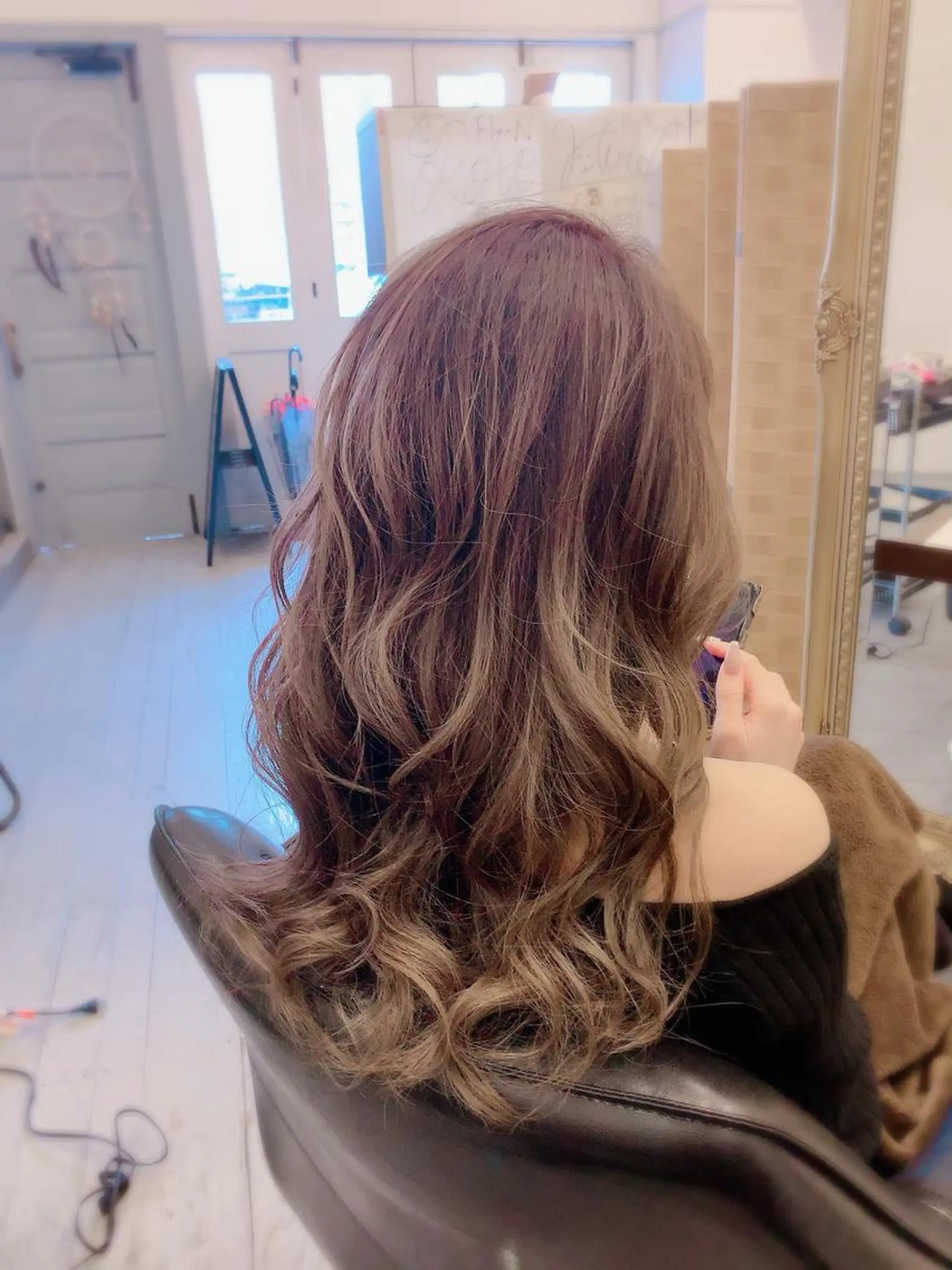 ロング カラー カット ヘアカラー トリートメント 🍀Moda by Grande🍀のヘアスタイル