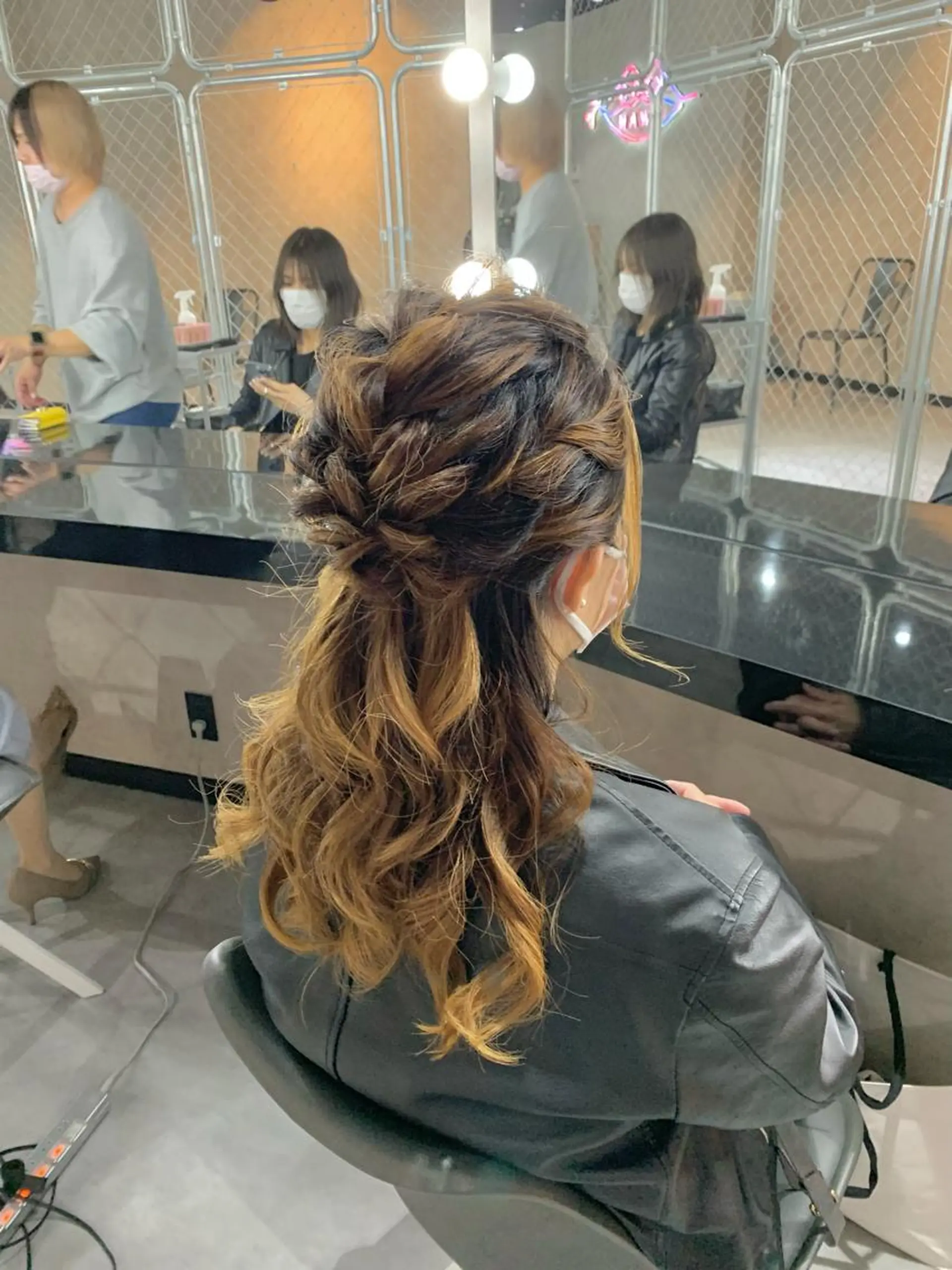 ヘアアレンジ ハーフアップ KISS SWAN所属・B E C H I C O〔べち子〕のヘアスタイル