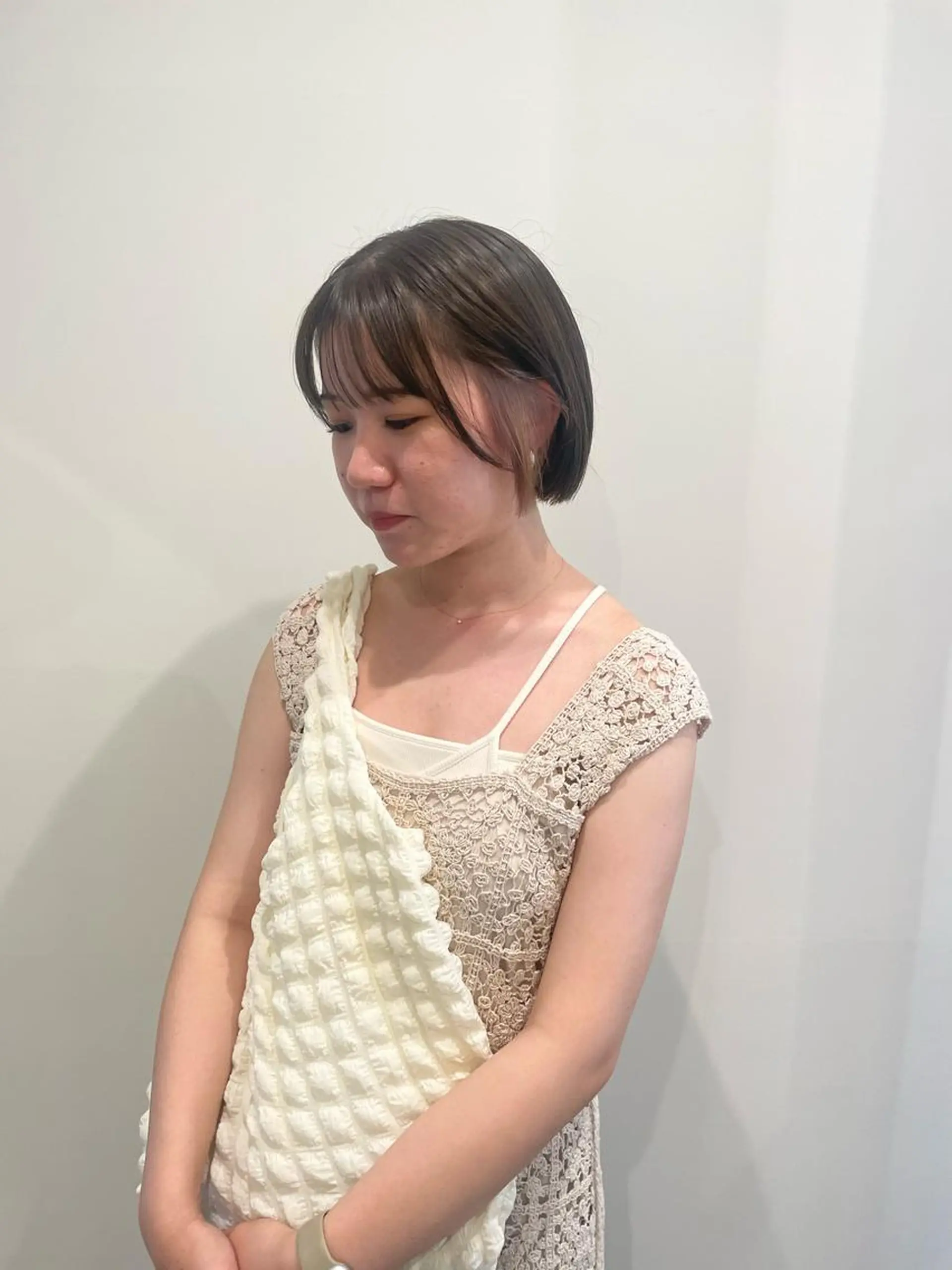 ミディアム カラー イヤリングカラー ボブ ヘアカラー 渋谷 留菜のヘアスタイル