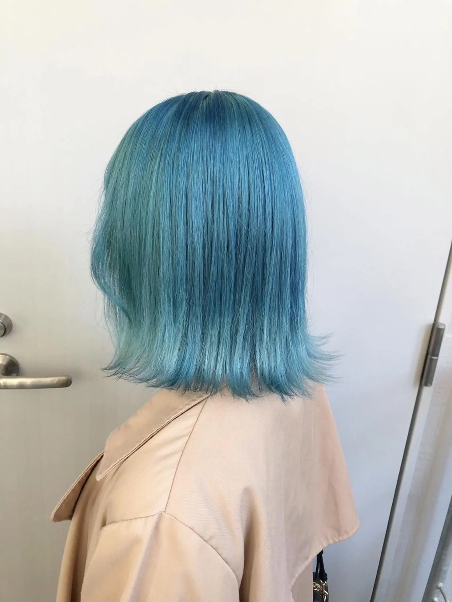 ミディアム カラー 🍒透明感カラー🌨 🥕ハイトーンカラーのヘアスタイル