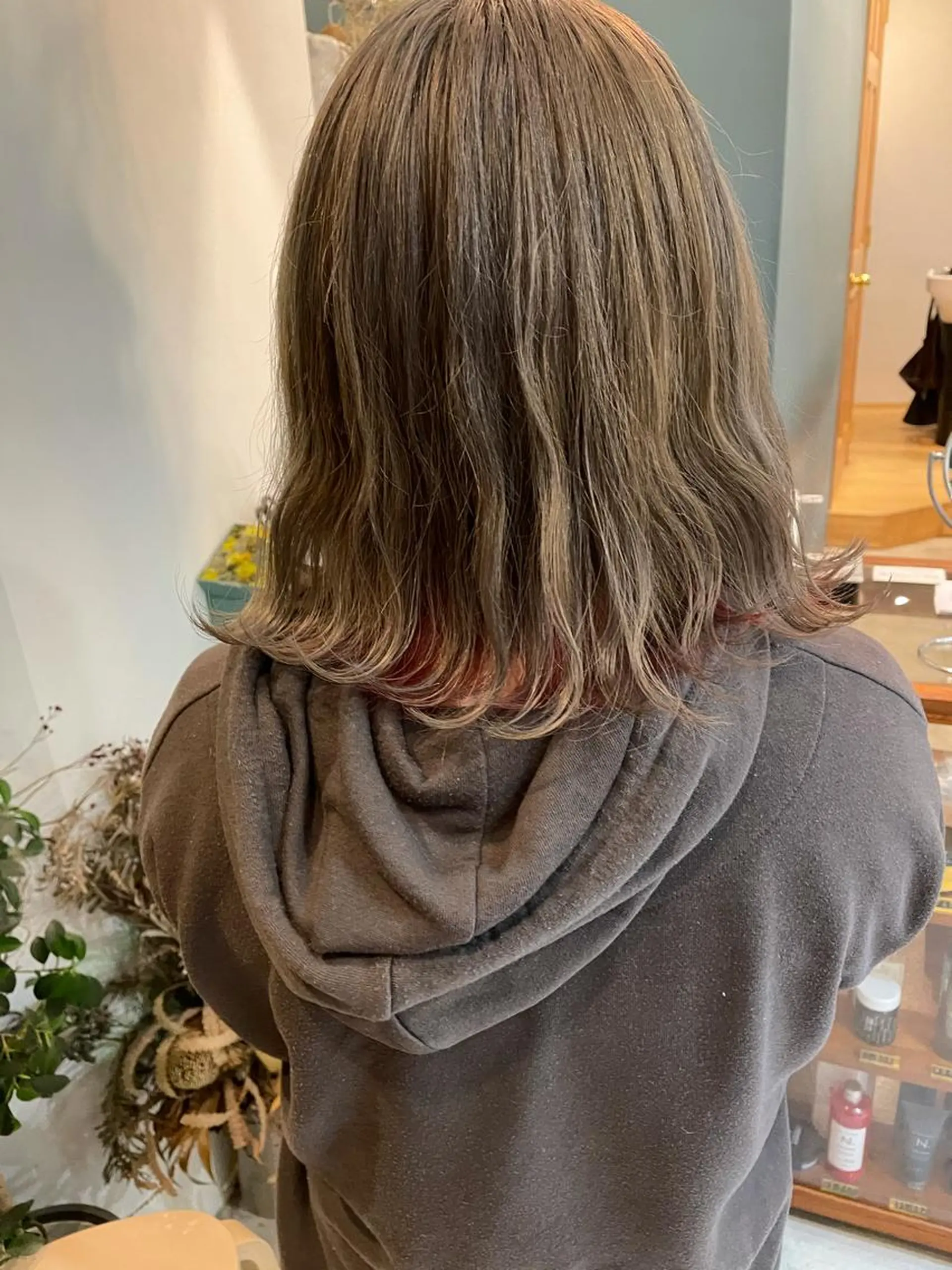 ミディアム カラー ブリーチ ピンクカラー シルバー ヘアカラー 中目黒🌼 🌼ハナのヘアスタイル