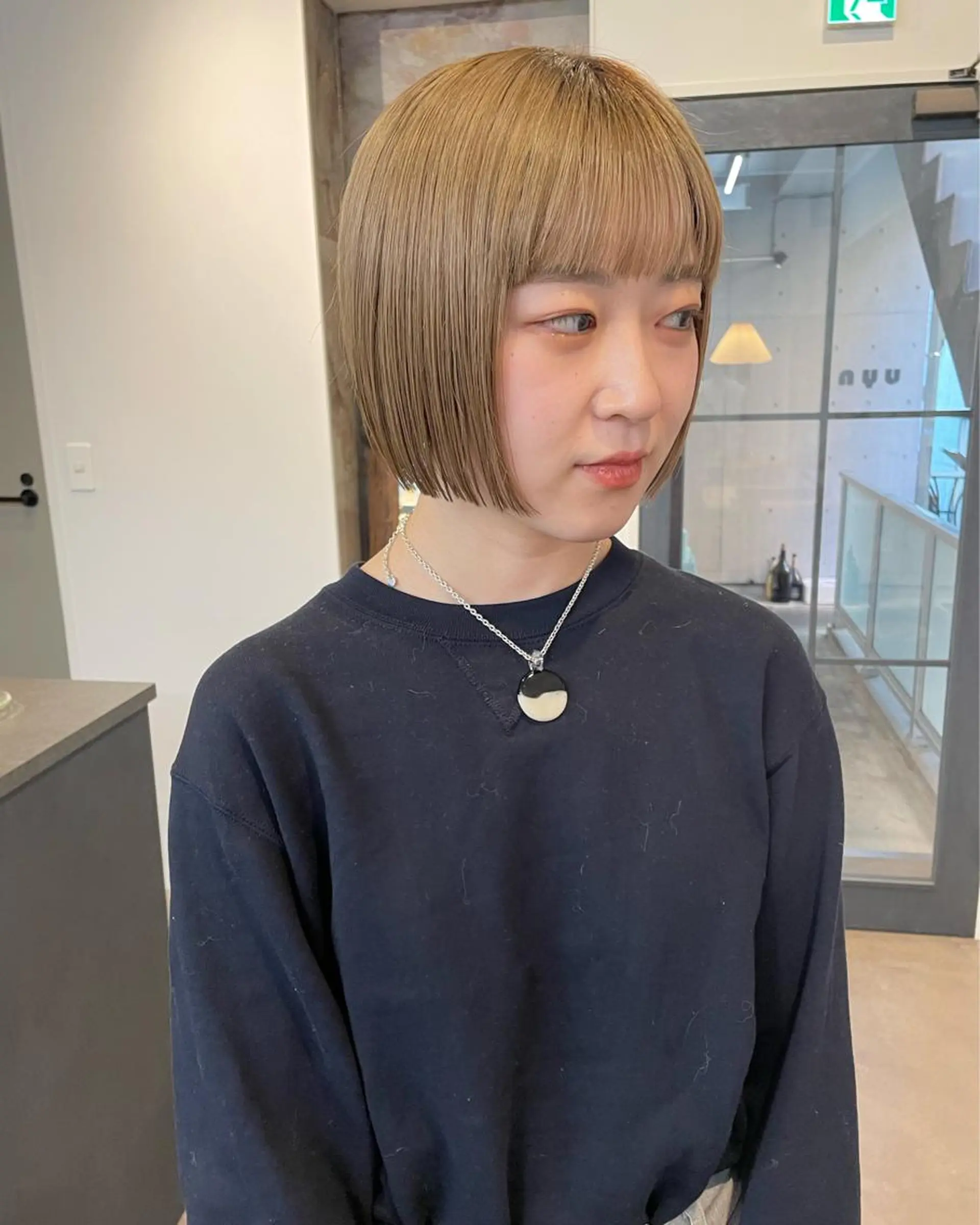 ショート カラー ハイトーンカラー ボブ 原 菜帆のヘアスタイル