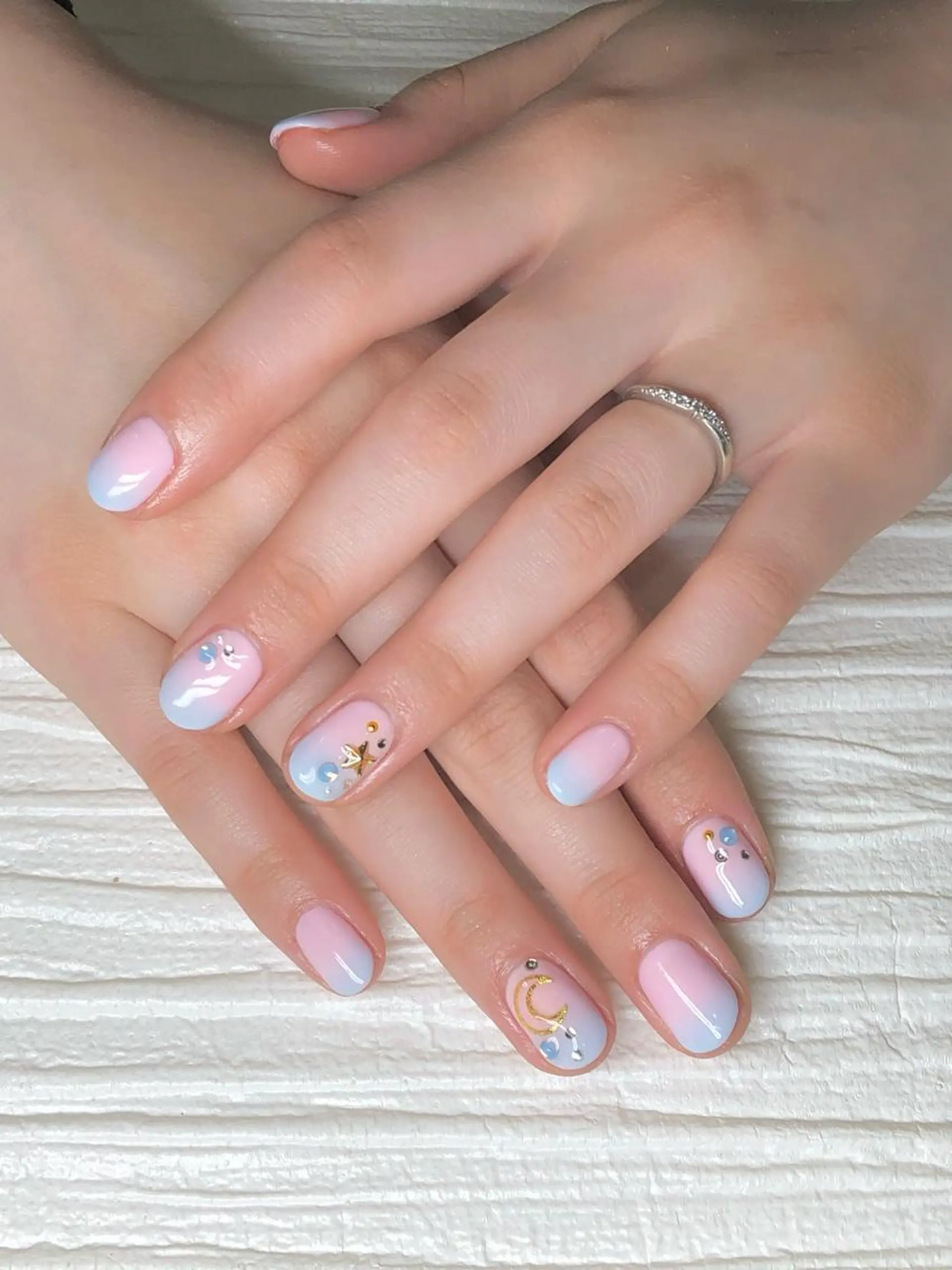 ショート ネイル 持ち込み 🦋Kiyomi. 🦋のネイルデザイン