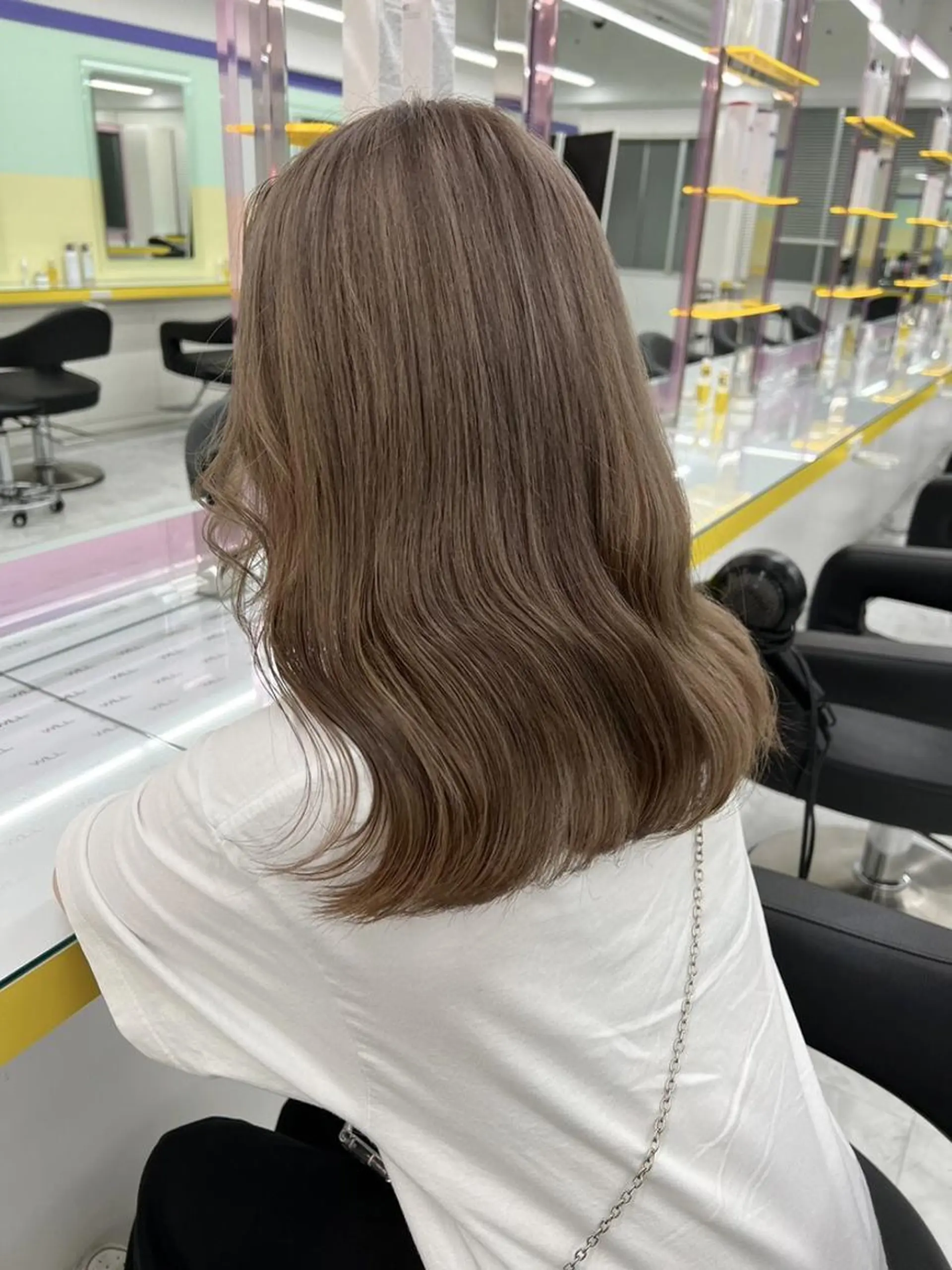 カラー 銀座DISCO🧸 透明感ブラウン🧸のヘアスタイル