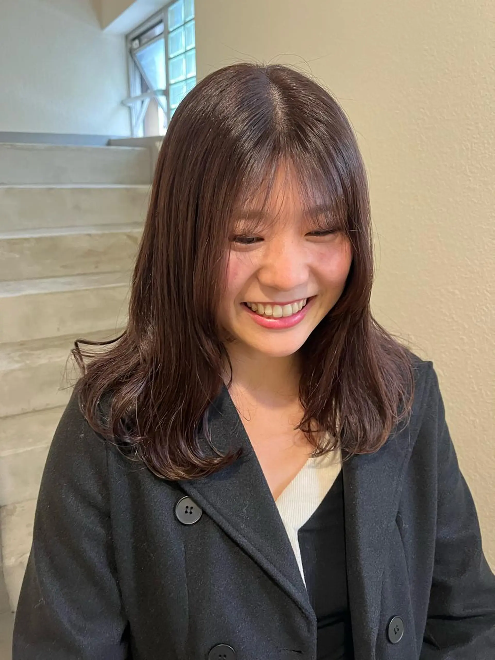 ミディアム ヘアカラー SIKI yuuna モテ韓国ヘア☁️のヘアスタイル