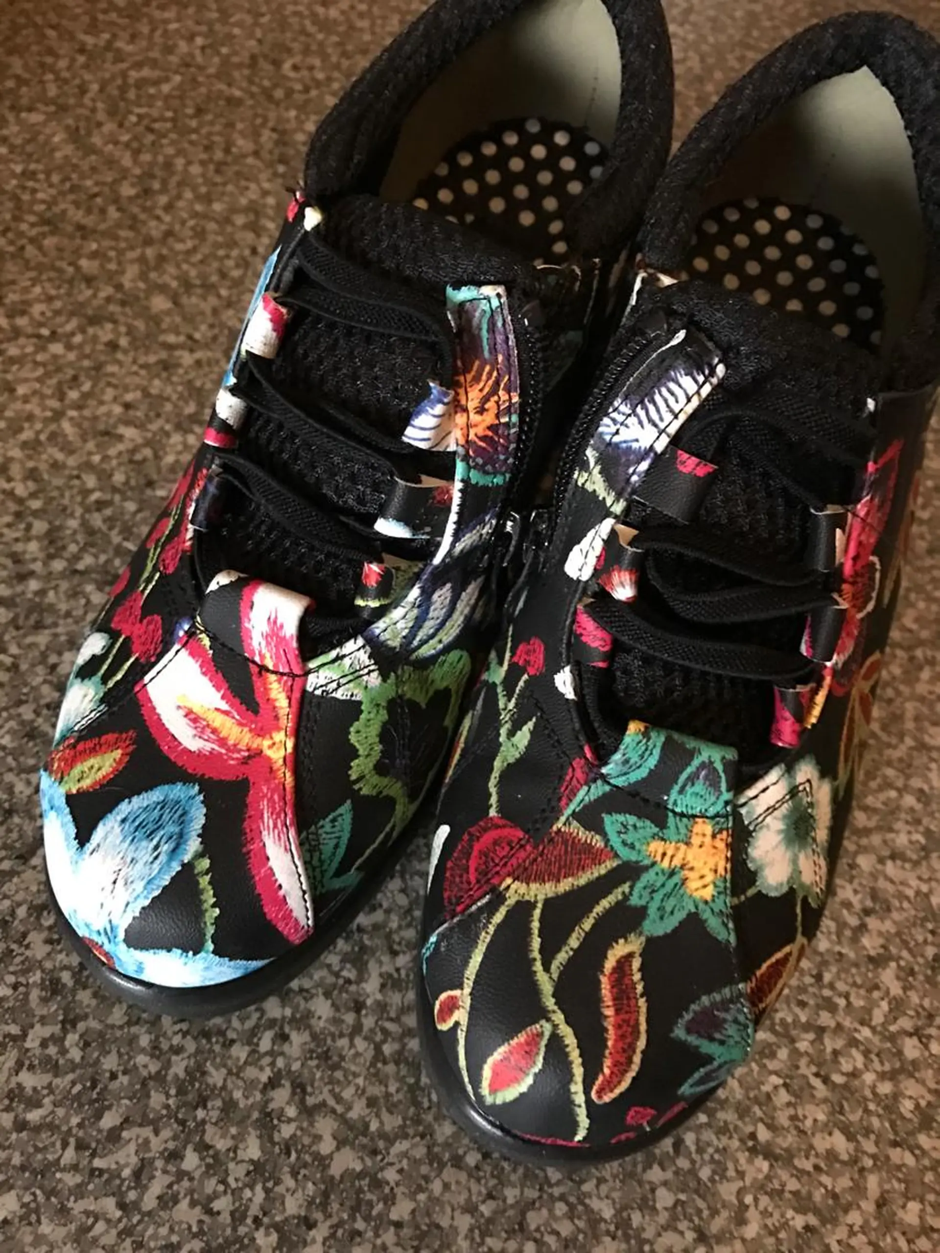 岩井 秋子のエステ・リラクイメージ