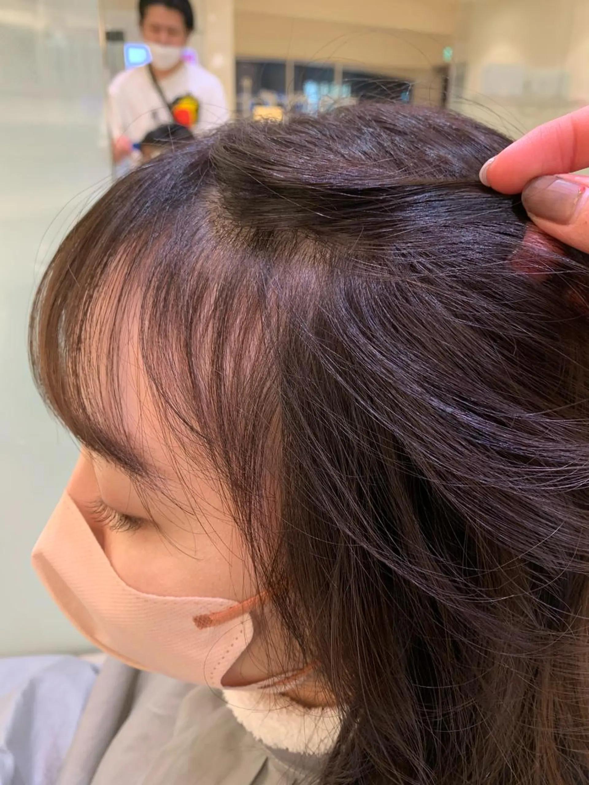 パーマ カット パーマ トリートメント 韓国レイヤー🪽 耳ツボジュエリーのヘアスタイル
