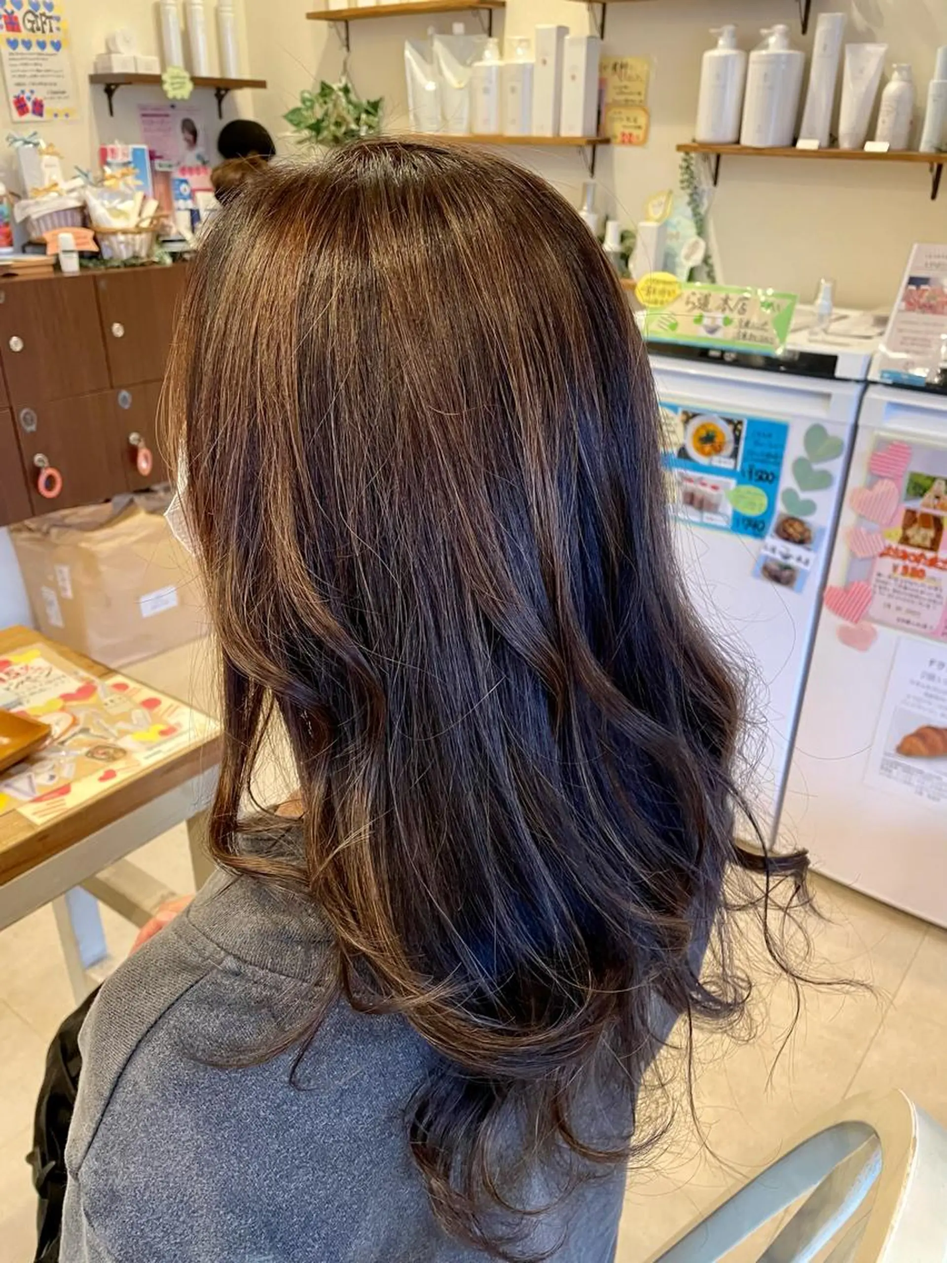 カラー ハイライトカラー 美容室 Jフィドルファドル所属・わきた かずなのヘアスタイル