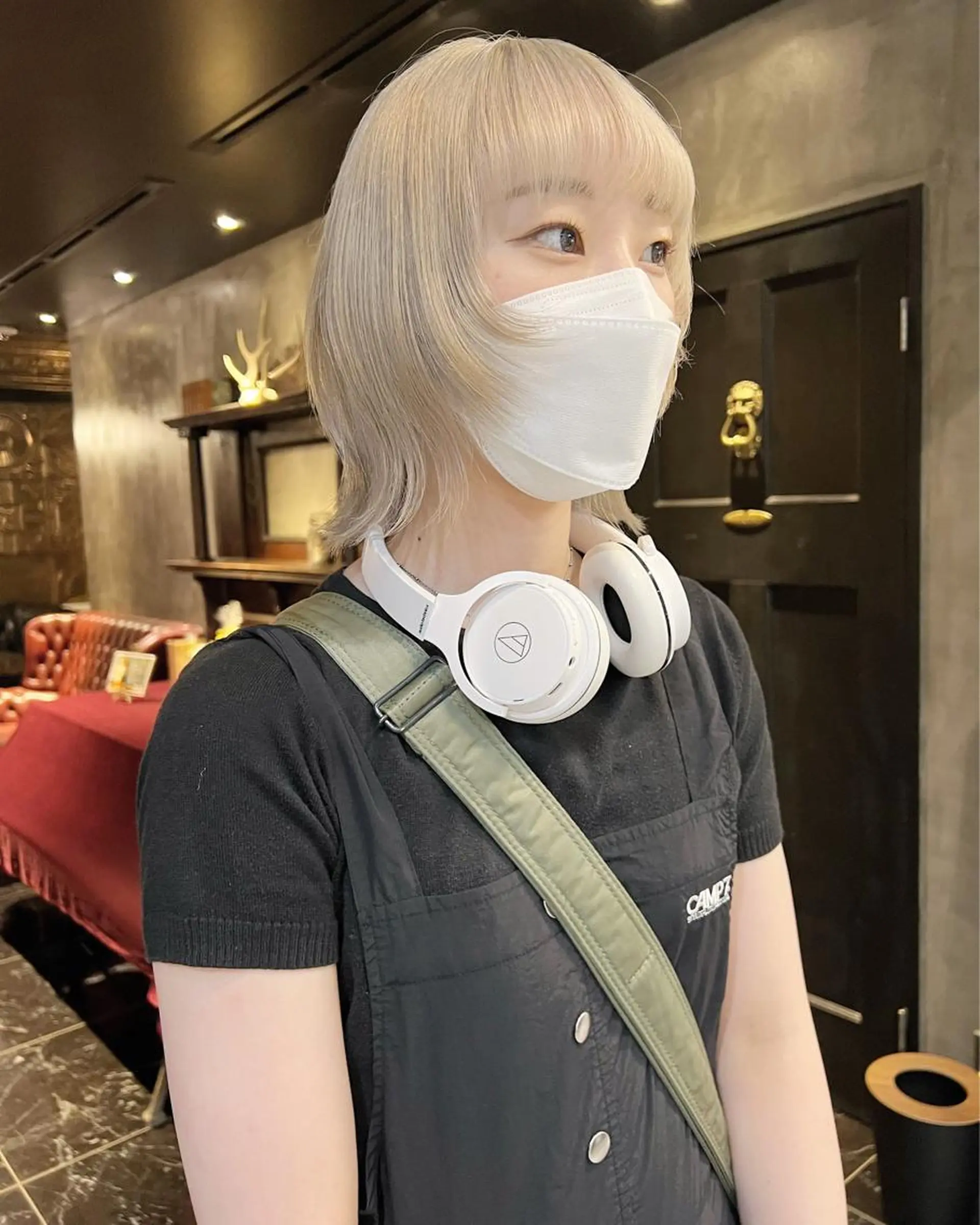 ミディアム カラー ベージュカラー ホワイトベージュ ヘアカラー haco＋所属・圧倒的デザイン力 店長🎨RENAのヘアスタイル