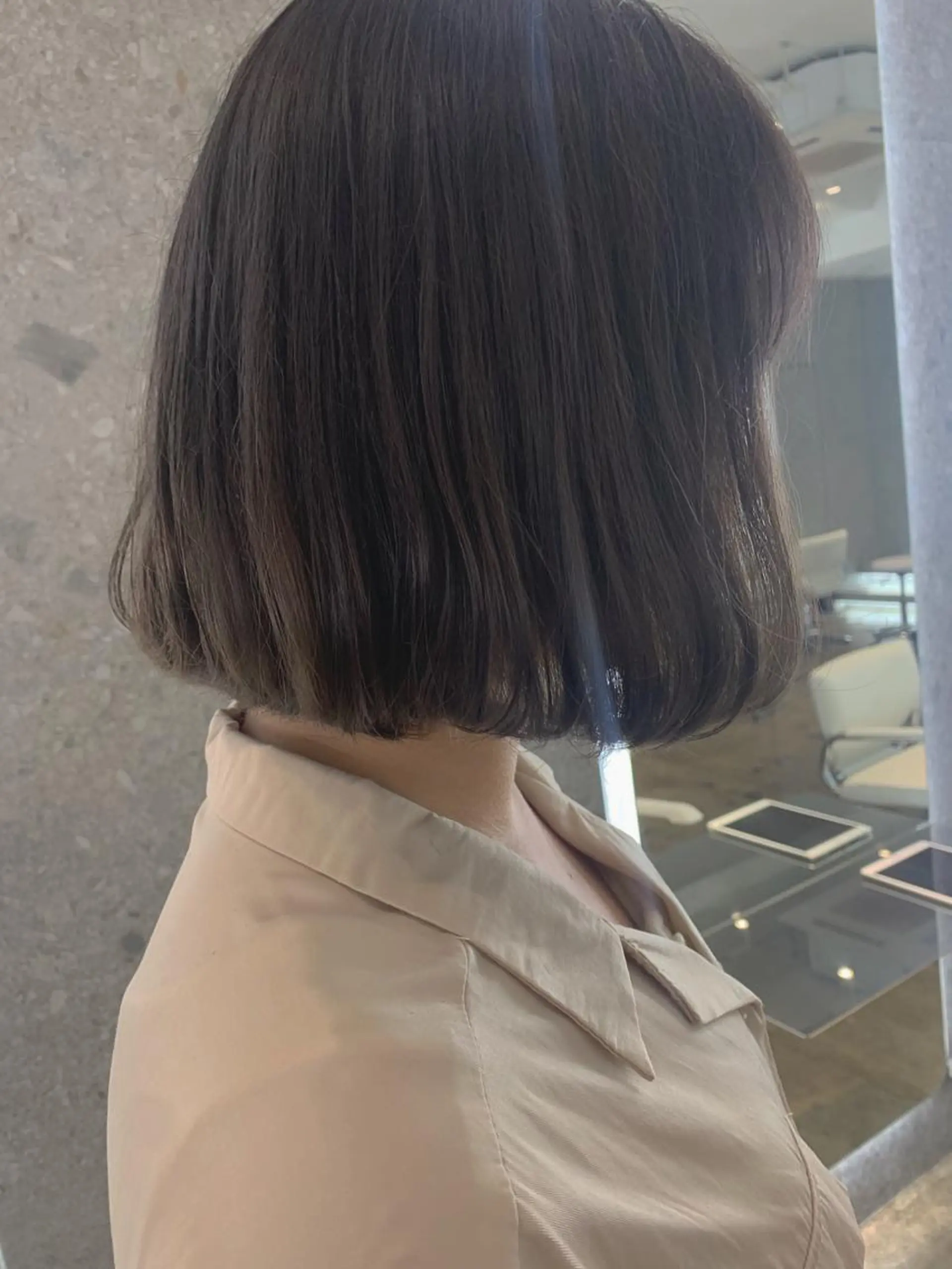 ショート カラー グレージュ PHIDGE所属・山下 千明のヘアスタイル