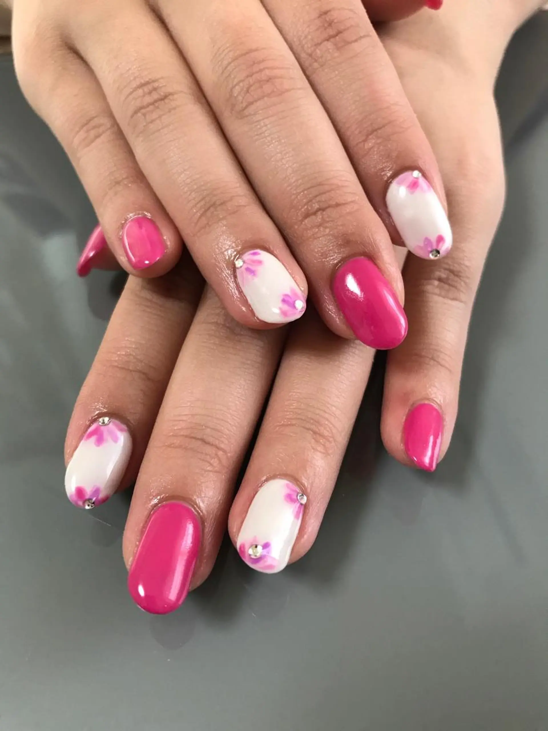 ネイル 持ち込み シンプルネイル ハンドネイル Masuko Yasukaのネイルデザイン