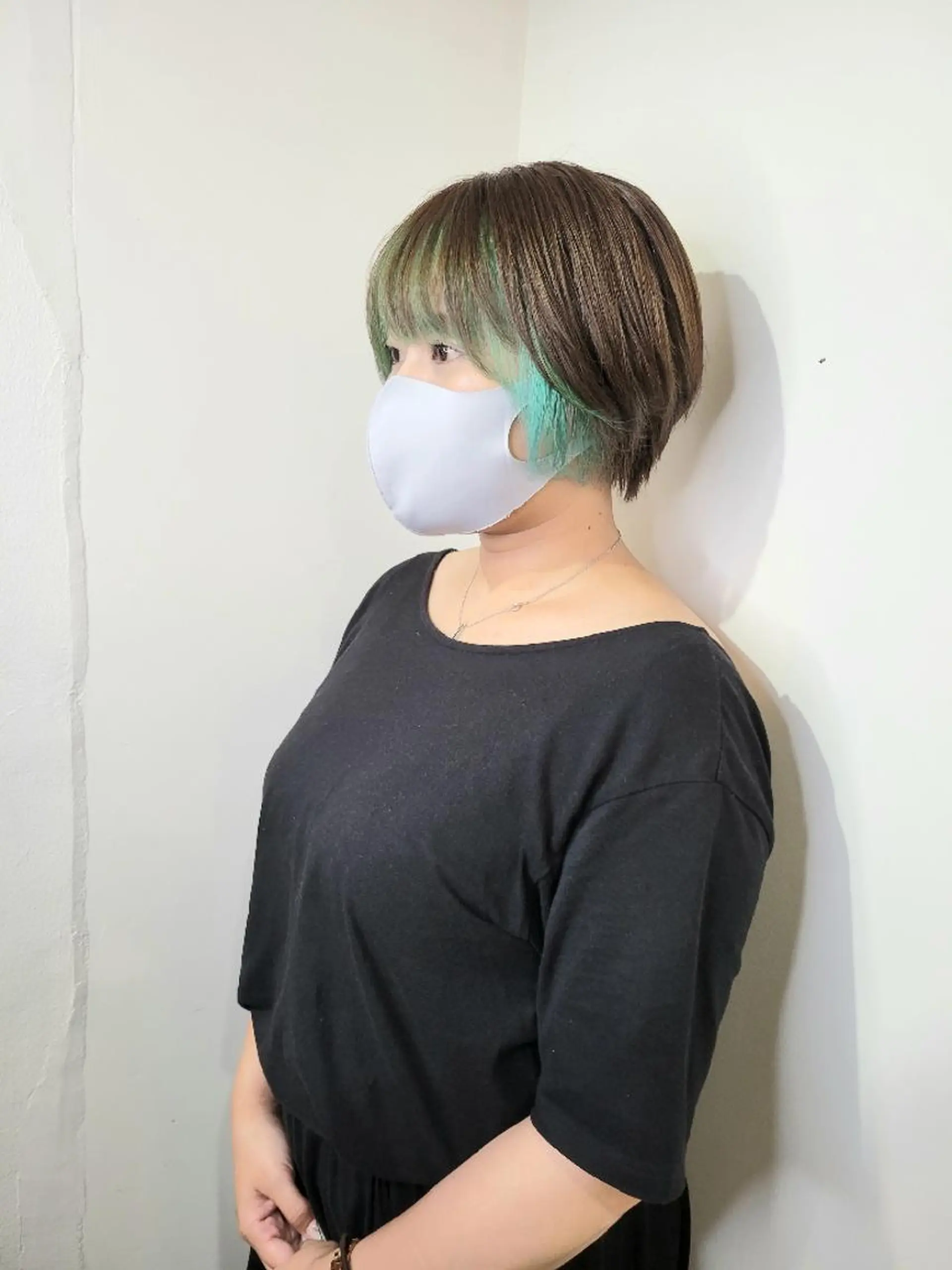 ショート ヘアカラー トリートメント 🇰🇷透明感×ハイ トーン🌟tomoのヘアスタイル