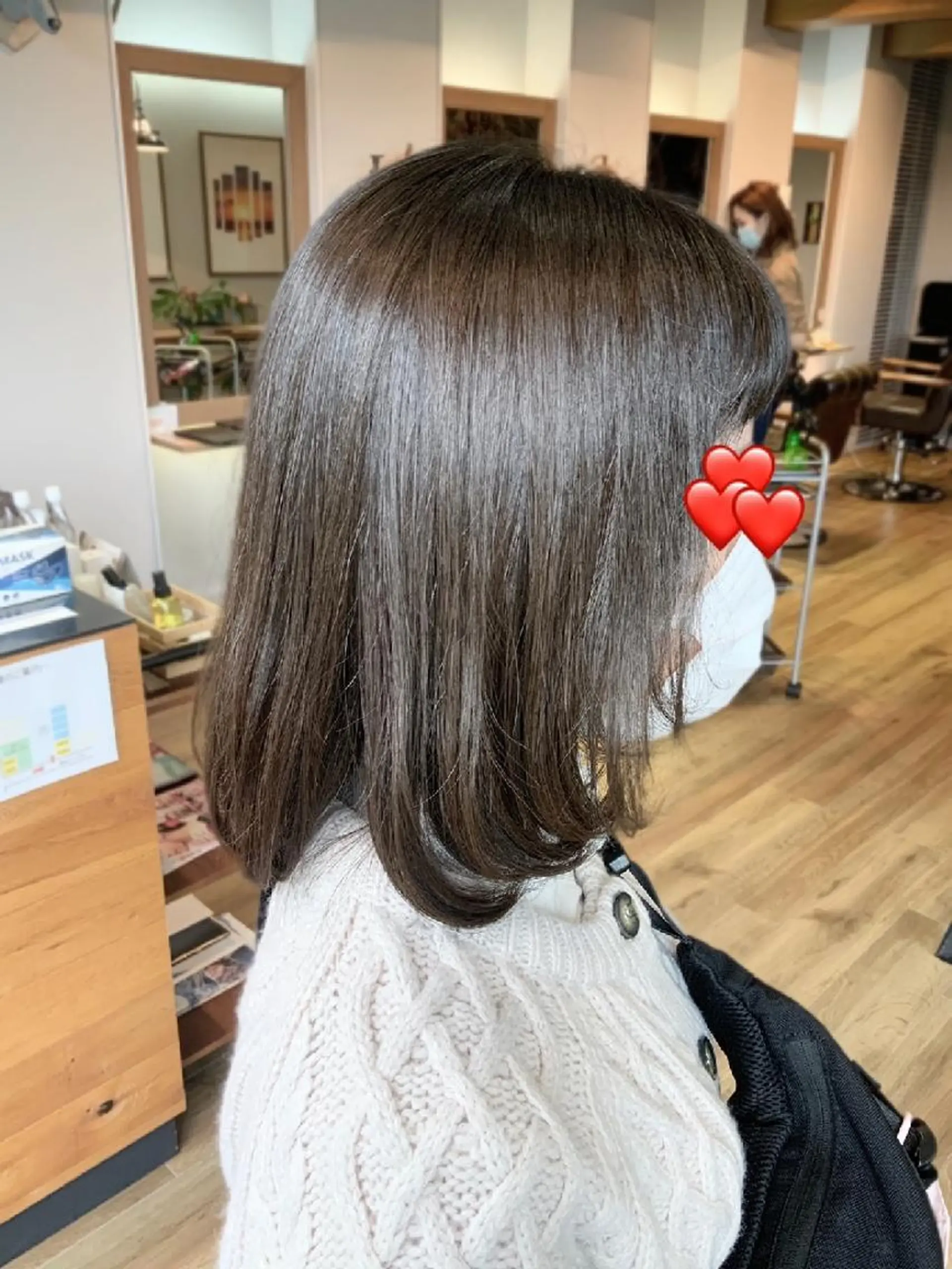 カラー アッシュ ベージュカラー 堀 望美のヘアスタイル