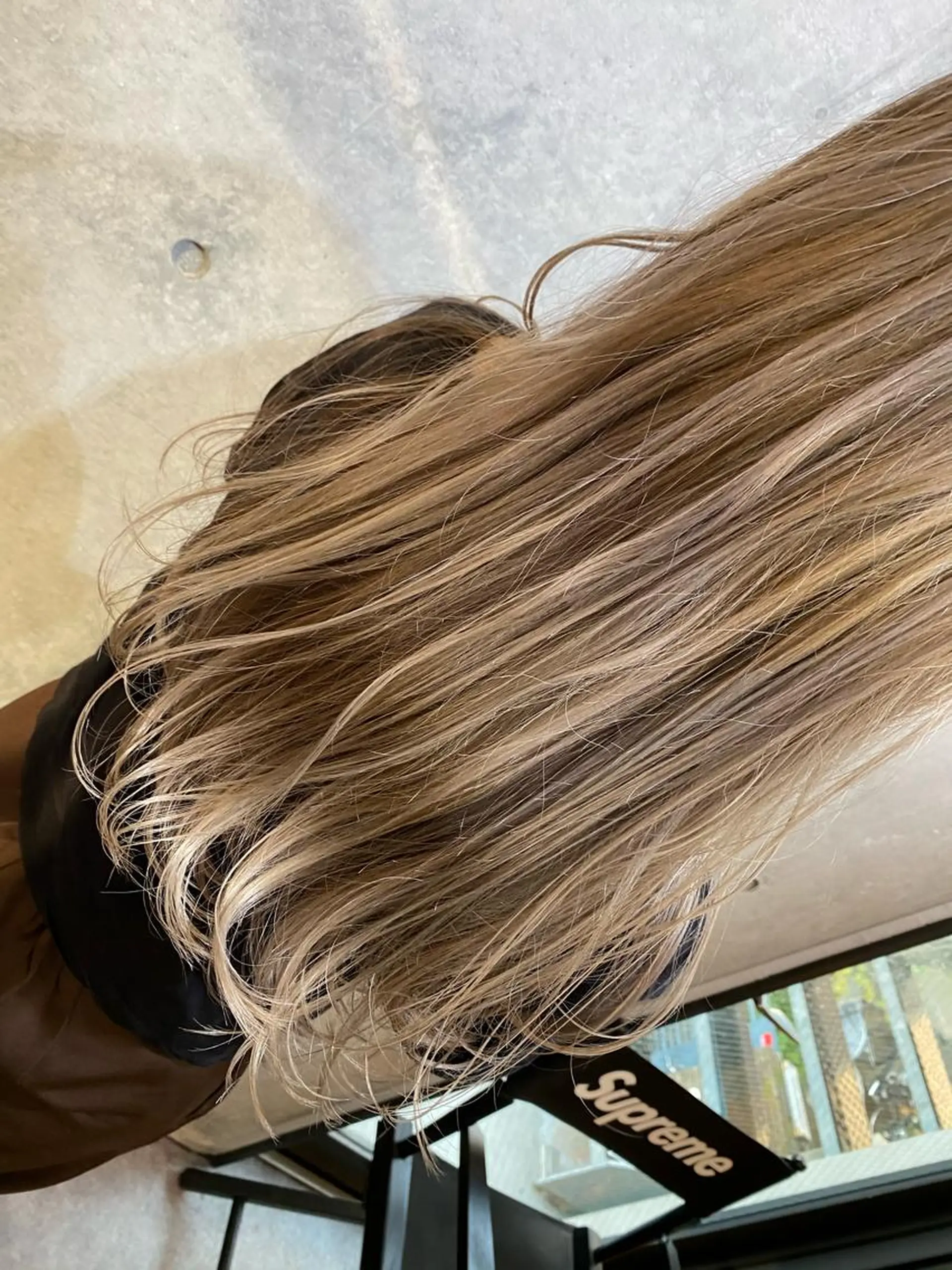 ロング カラー 艶髪ブリーチ 永井竜也のヘアスタイル
