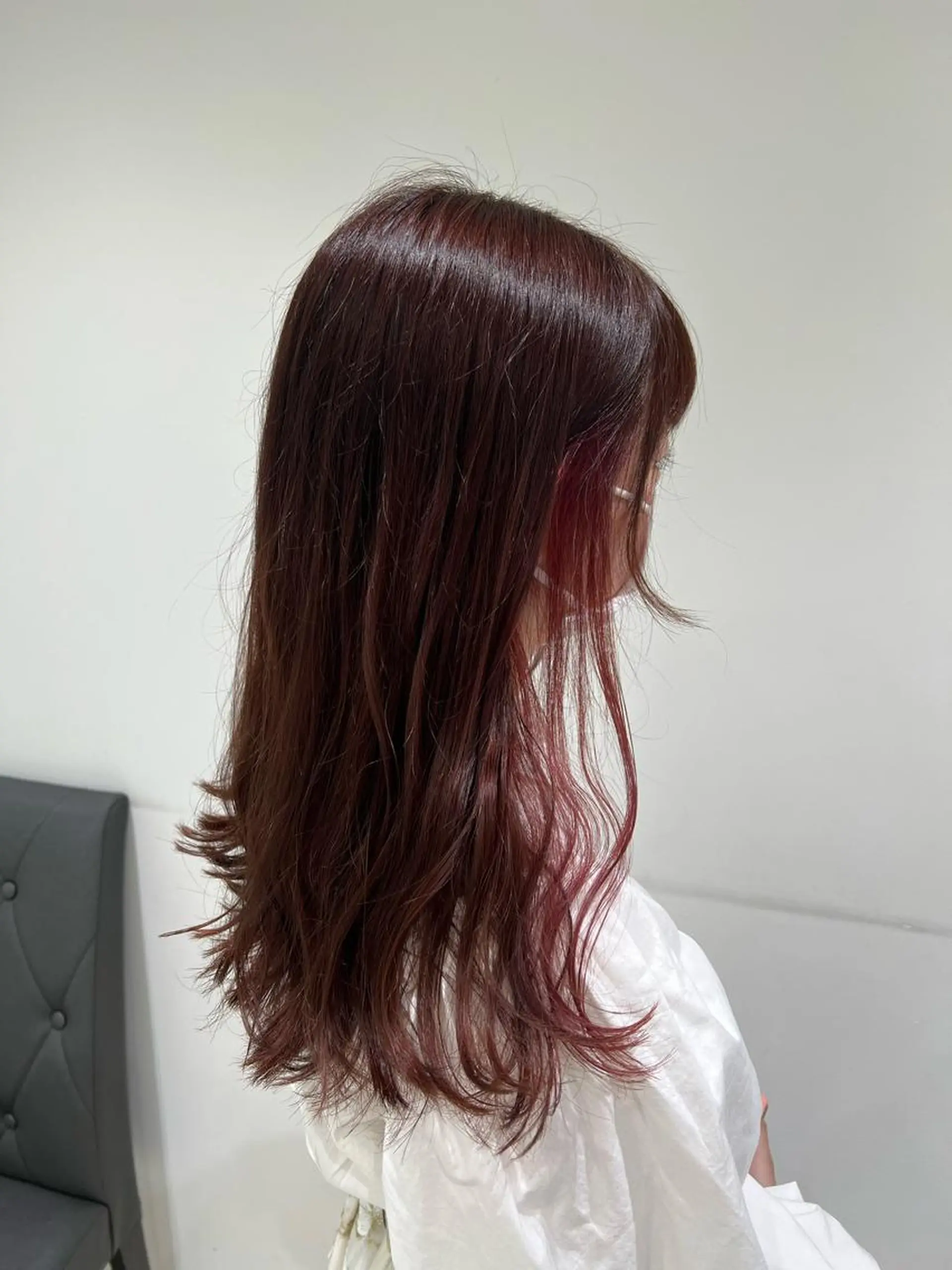 ロング カラー ブラウンカラー イヤリングカラー レッドカラー ヘアカラー トリートメント 【暖色カラー特化】 中山由梨のヘアスタイル