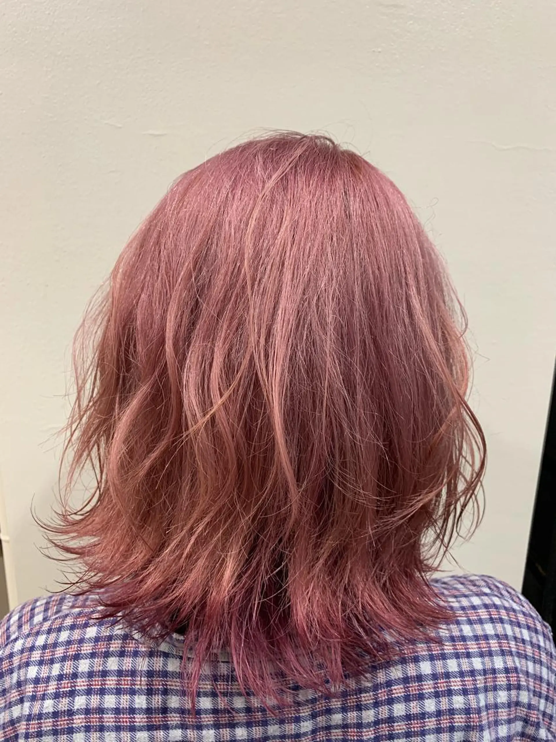 ミディアム ヘアカラー トリートメント ヘッドスパ ヘアセット 山口 竣也のヘアスタイル