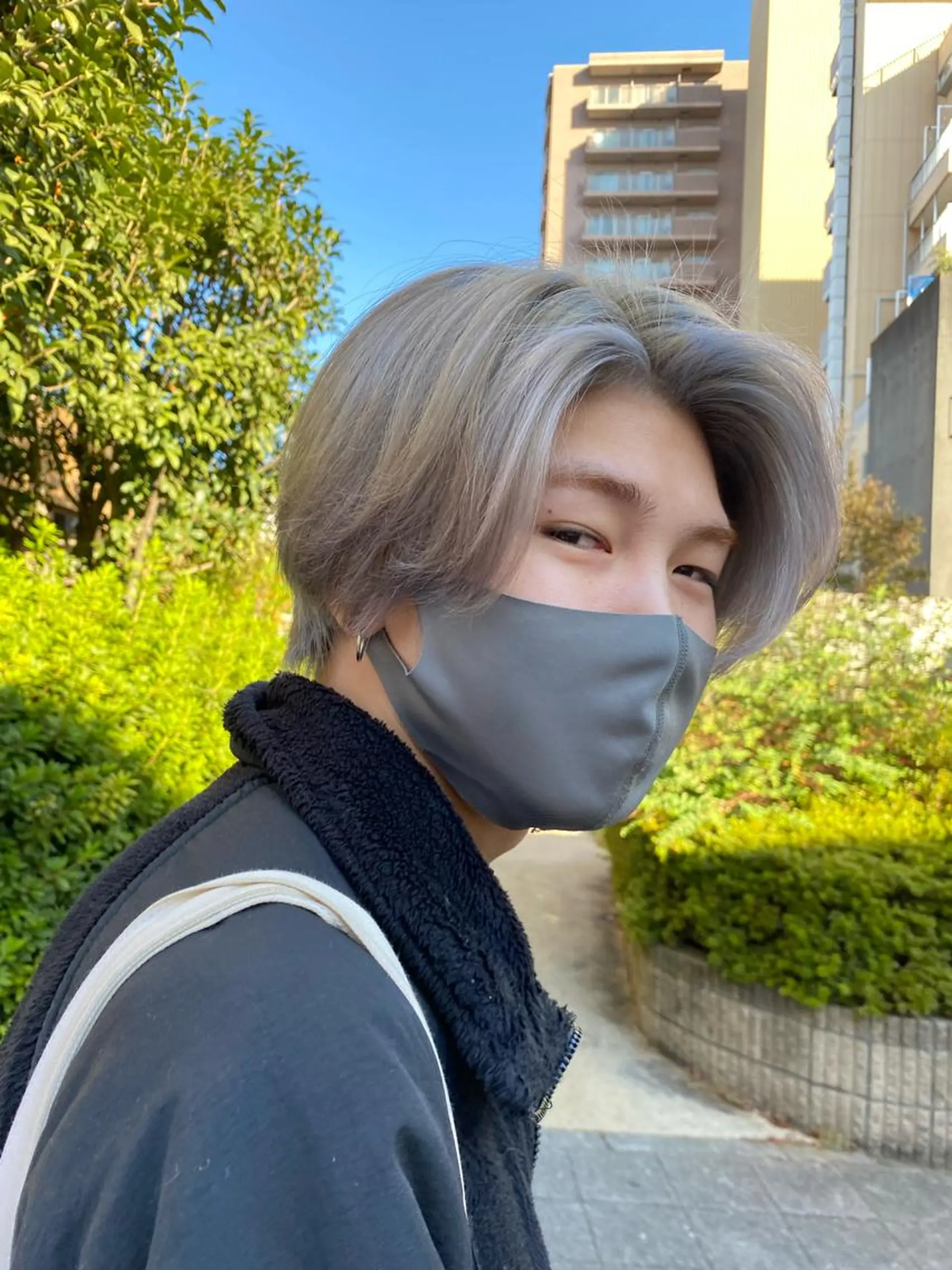 ショート カラー アッシュ ホワイトアッシュ 【カット】 根本翔太のヘアスタイル