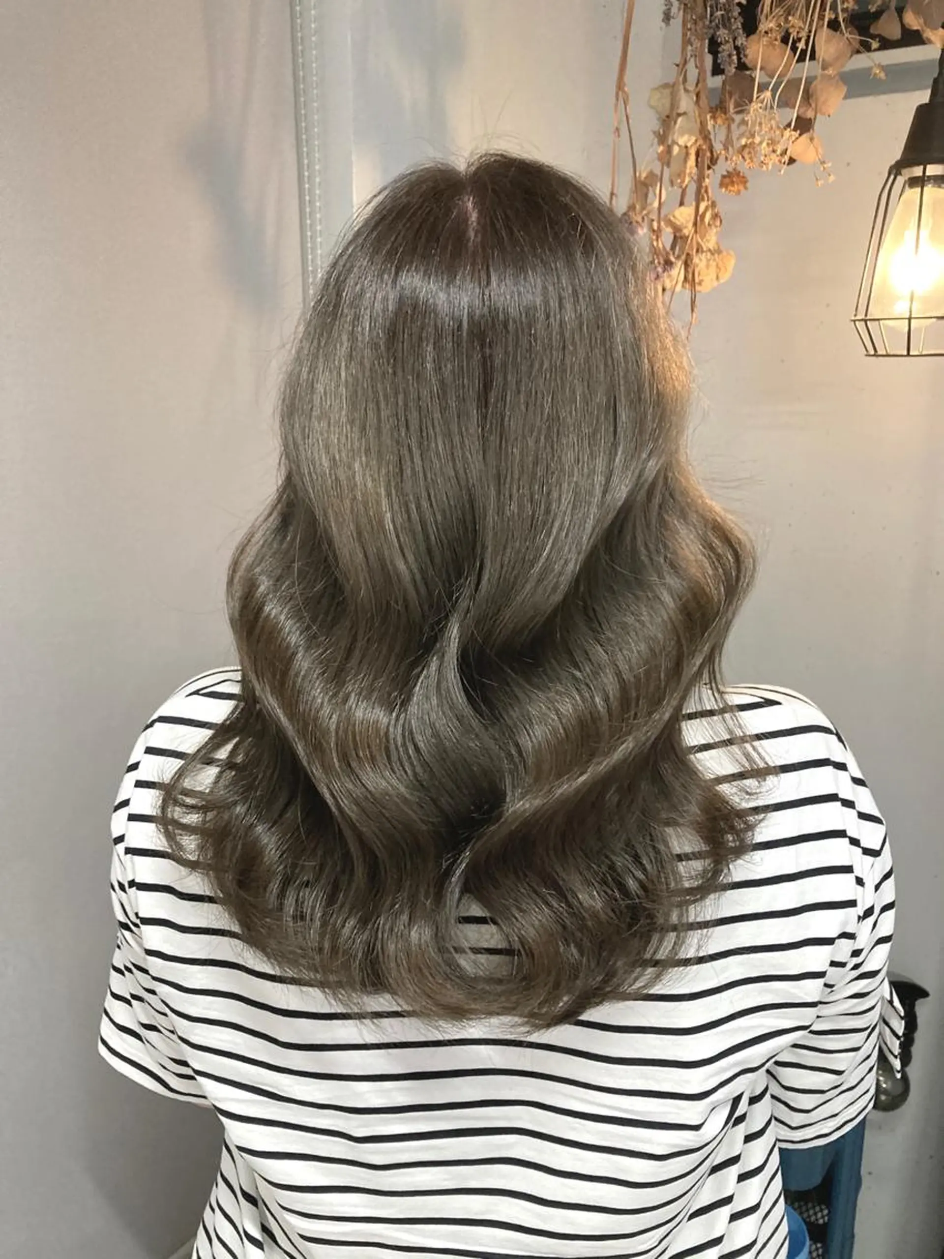 ミディアム トリートメント カット ヘアカラー トリートメント 新井 広樹のヘアスタイル