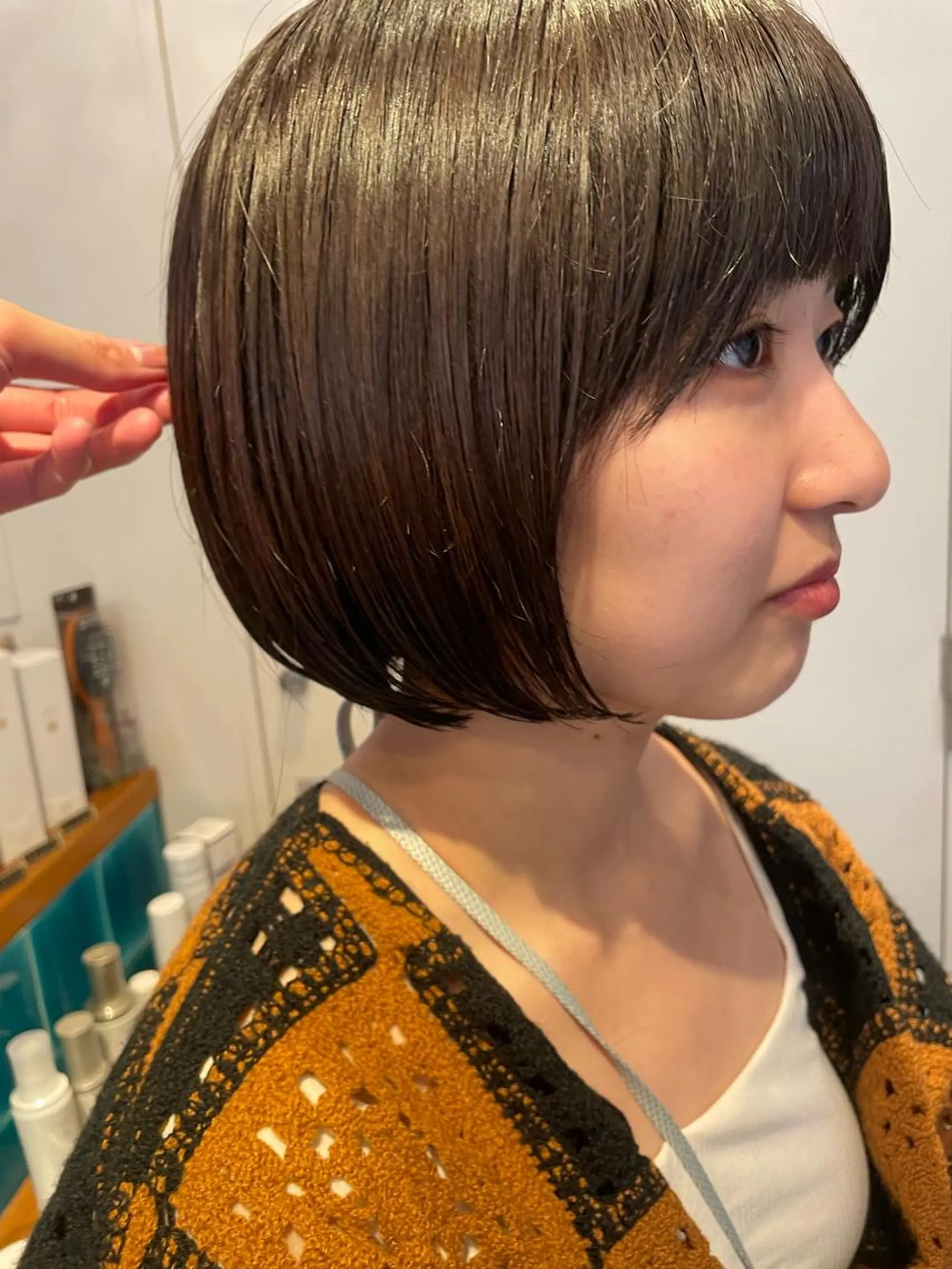 ミディアム カラー ボブ カット ヘアカラー トリートメント レイヤー／似合わせ TAKUYAのヘアスタイル