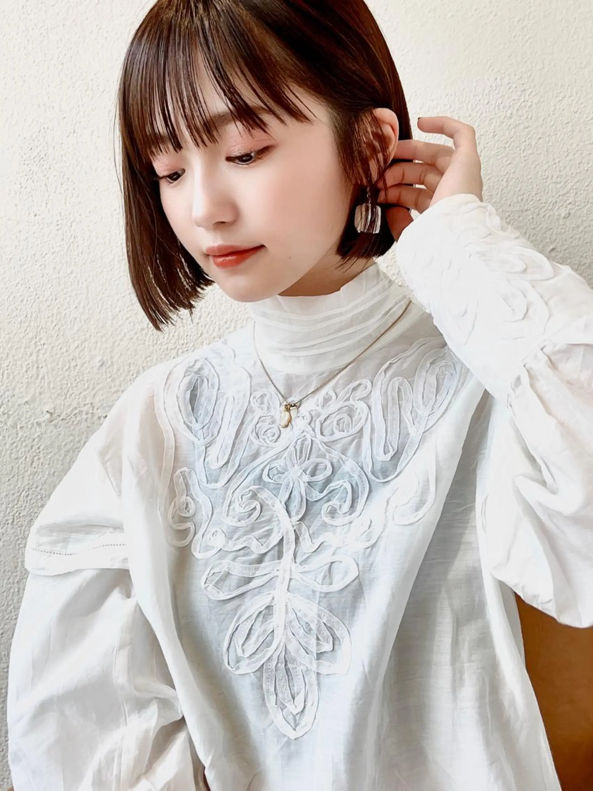 ミディアム 切りっぱなしボブ ショートボブ ボブ くびれヘア タンバルモリ 市原 大翼のヘアスタイル