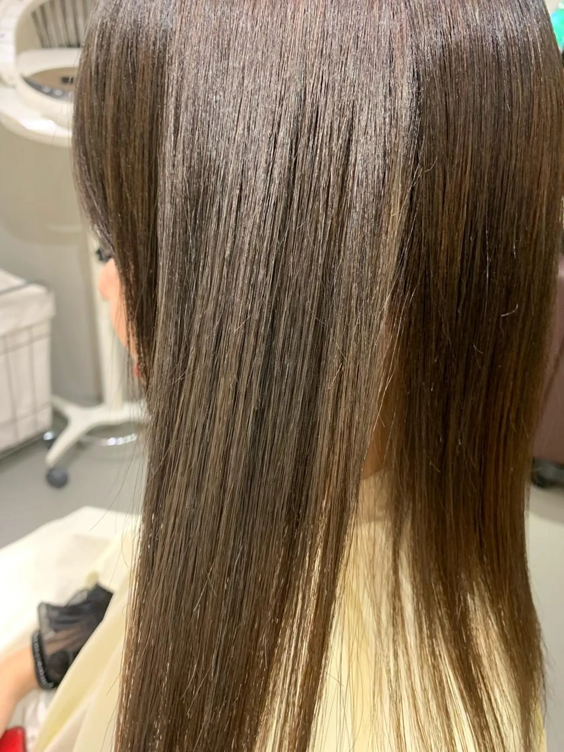 カラー ブリーチ 縮毛矯正 box mico. mutsumiのヘアスタイル