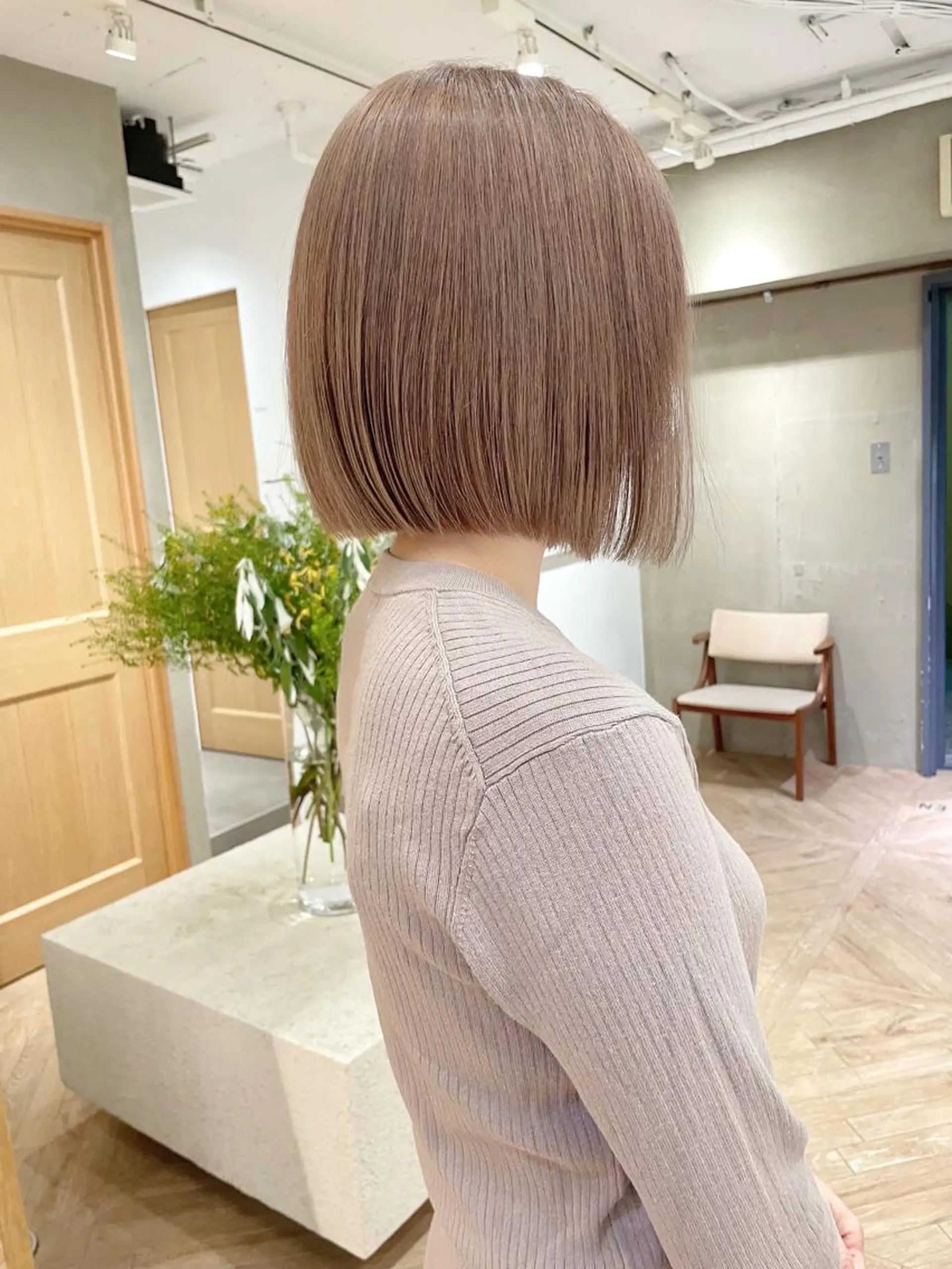 ミディアム カラー アッシュ ブリーチ ケアブリーチ ダブルカラー イヤリングカラー ヘアカラー トリートメント ボブ/ショート 🌟梅田盛一🌟のヘアスタイル