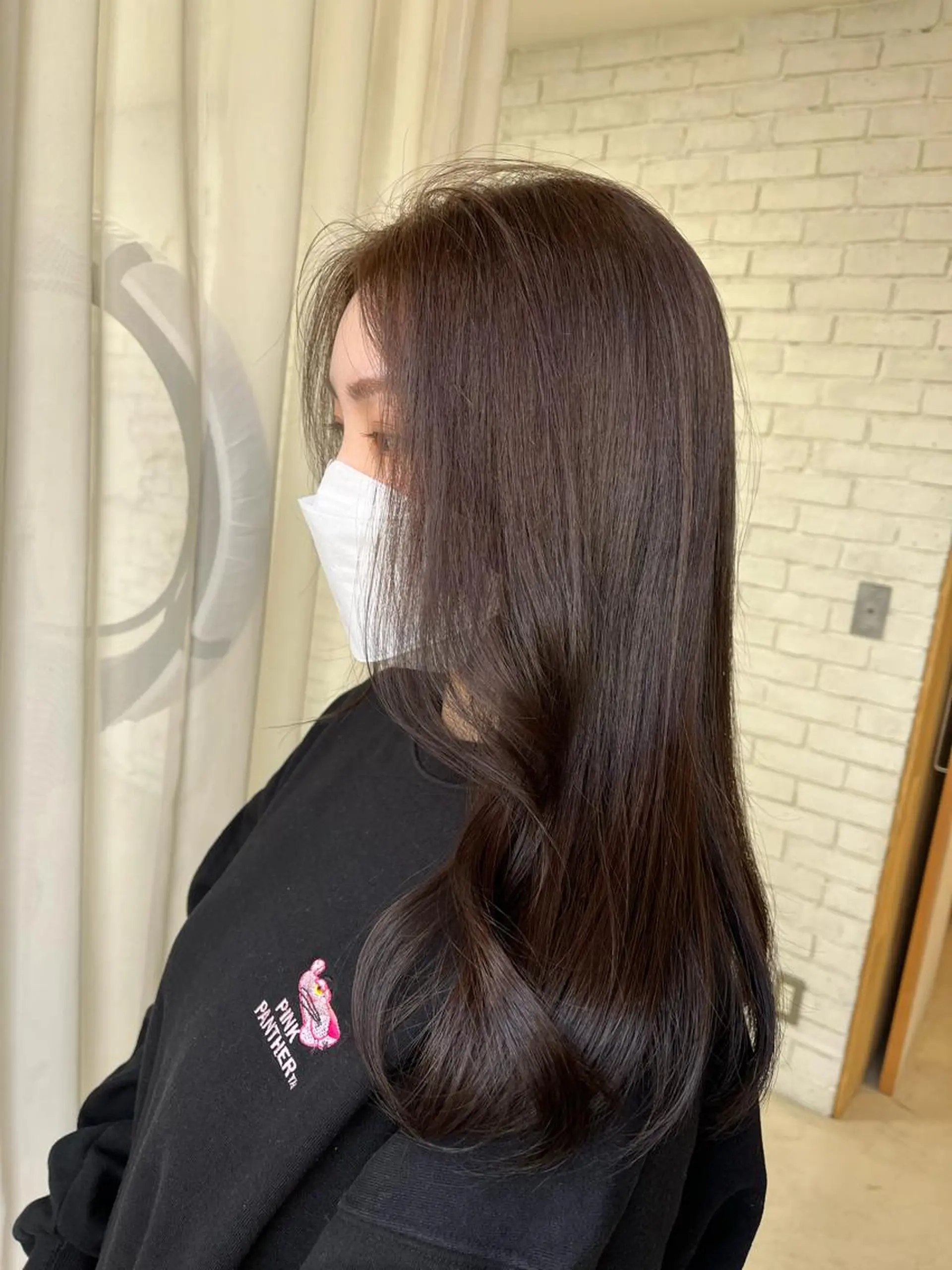 ロング カット ヘアカラー トリートメント u n aのヘアスタイル