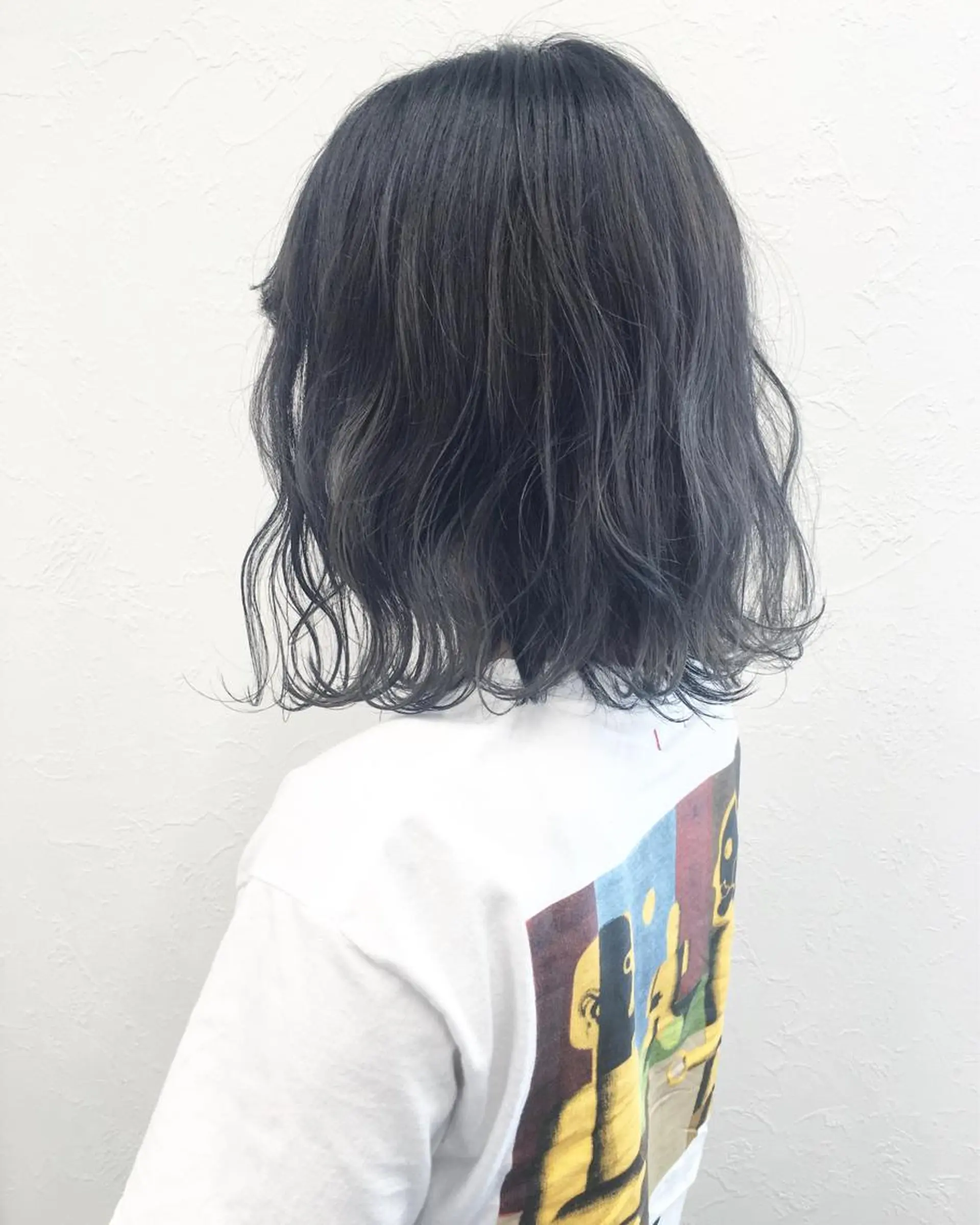 ミディアム カラー アッシュ アッシュグレー ブリーチ ヘアカラー 2nd所属・🤍2nd🤍田所 美希のヘアスタイル