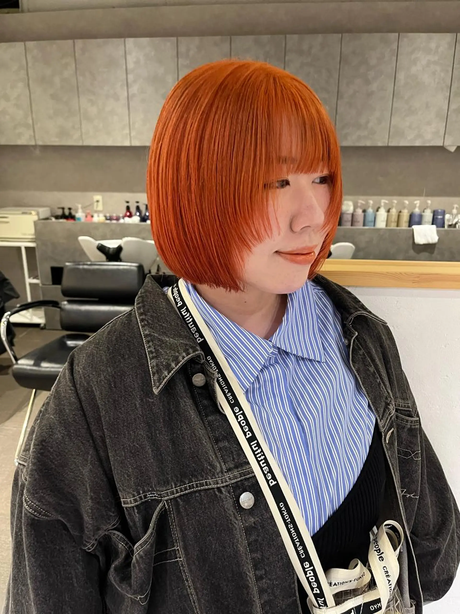 ショート カラー ブリーチ デザインカラー ダブルカラー ハイトーンカラー インナーカラー 桃果 momokaのヘアスタイル