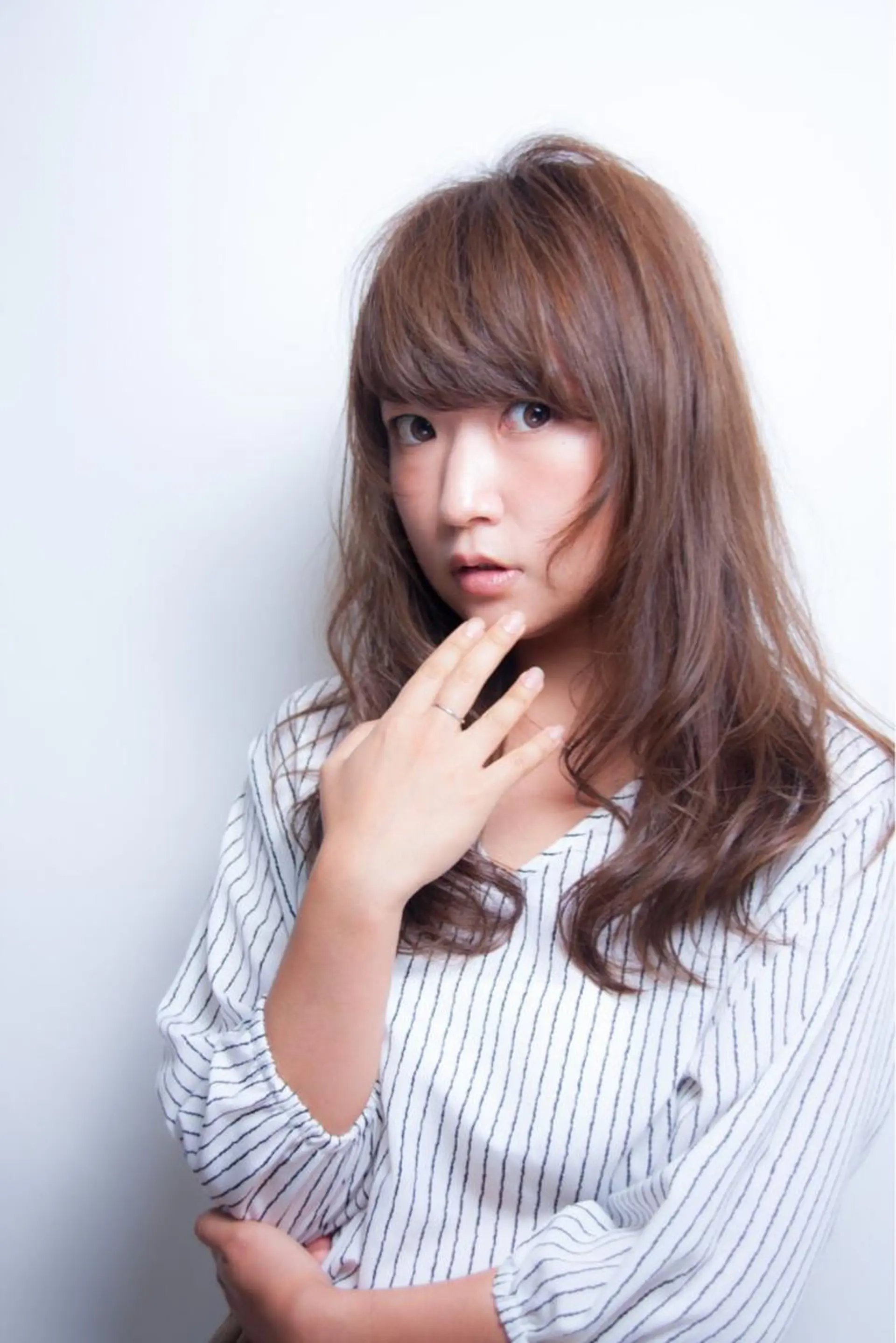 セミロング カラー RESBORN所属・長岡 大偉のヘアスタイル