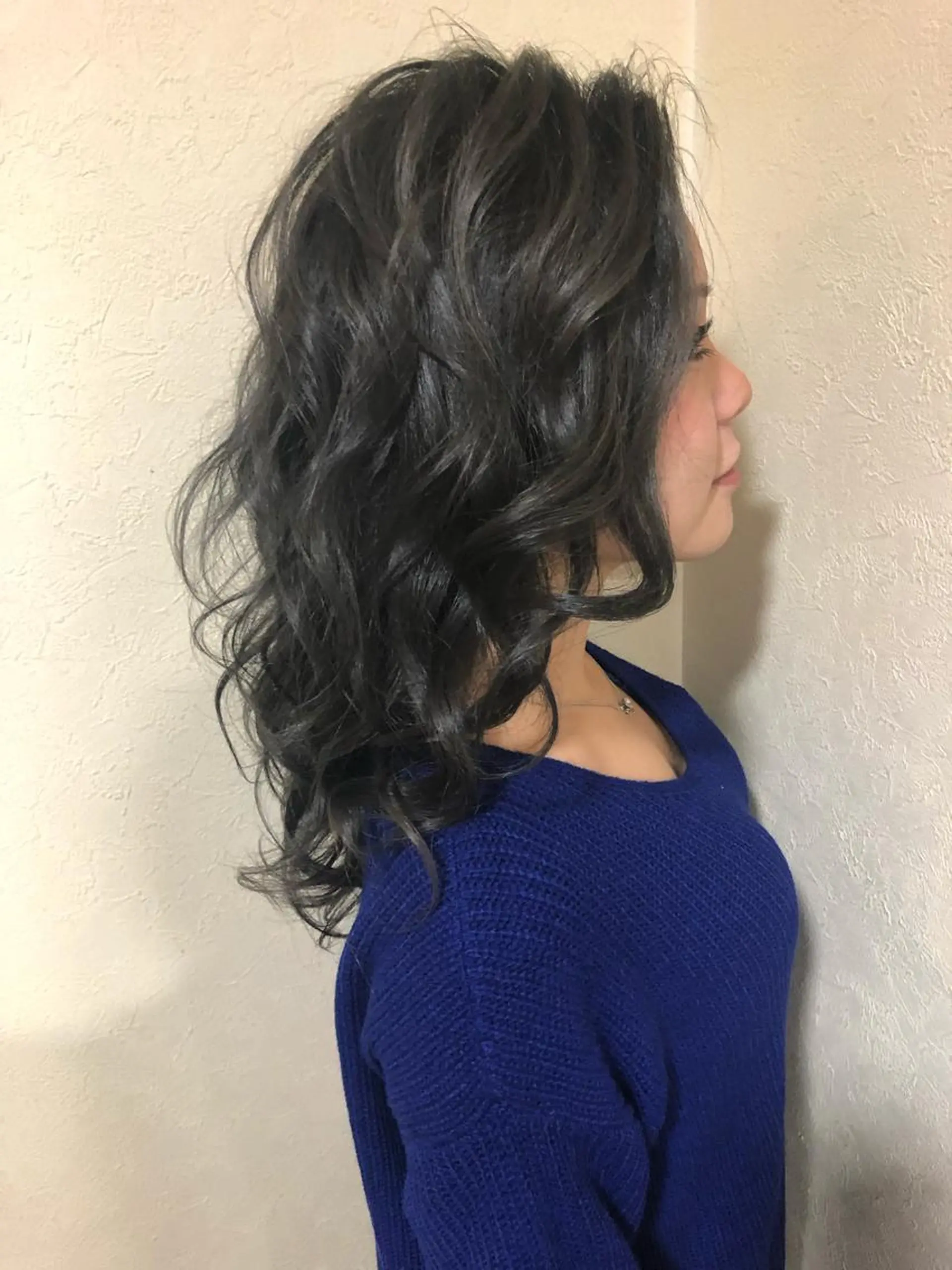 ロング カラー ダークグレー カット 山崎 雄太のヘアスタイル