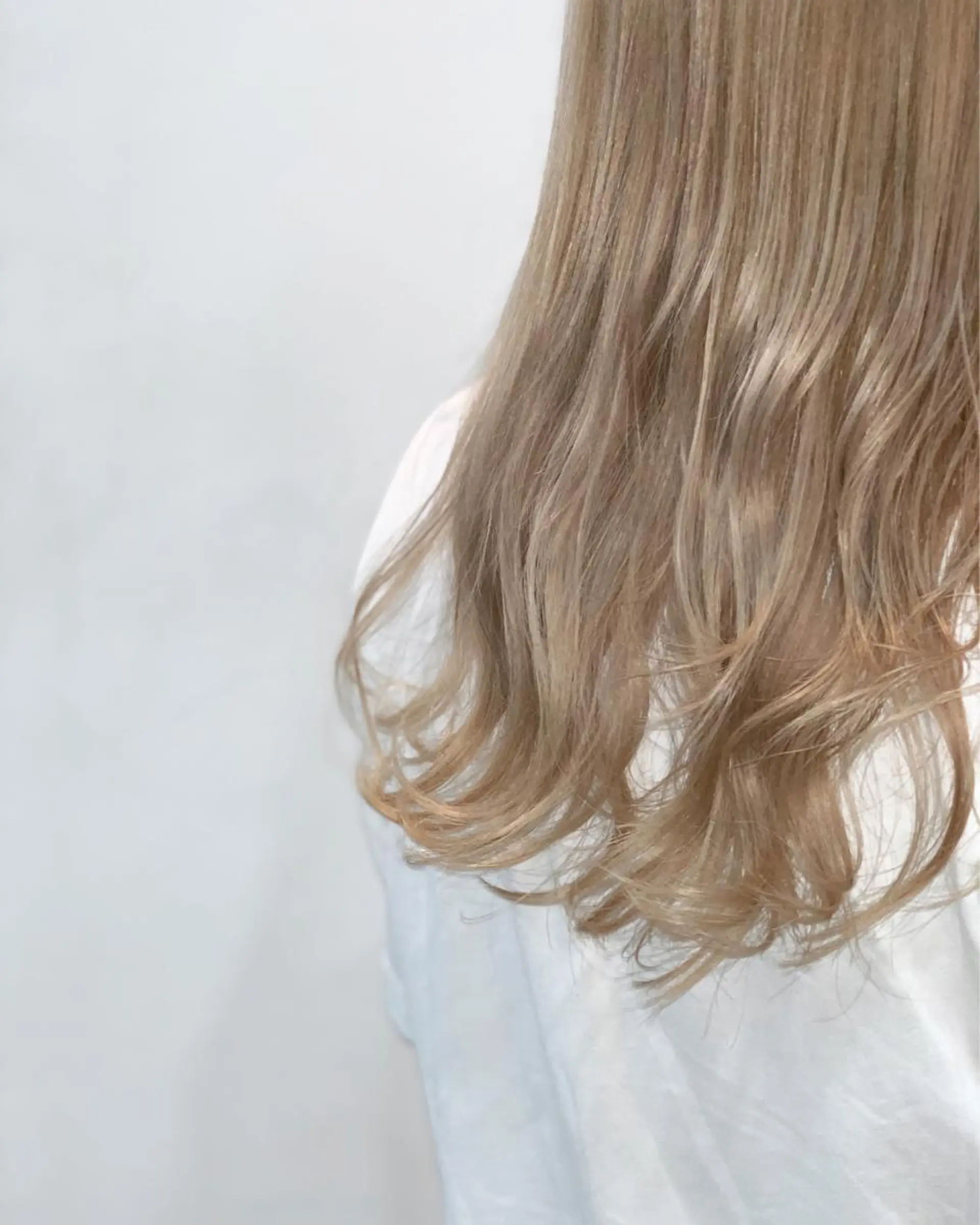 ロング CiNEMA daikanyama所属・透明感カラー🫧 今泉健太のヘアスタイル