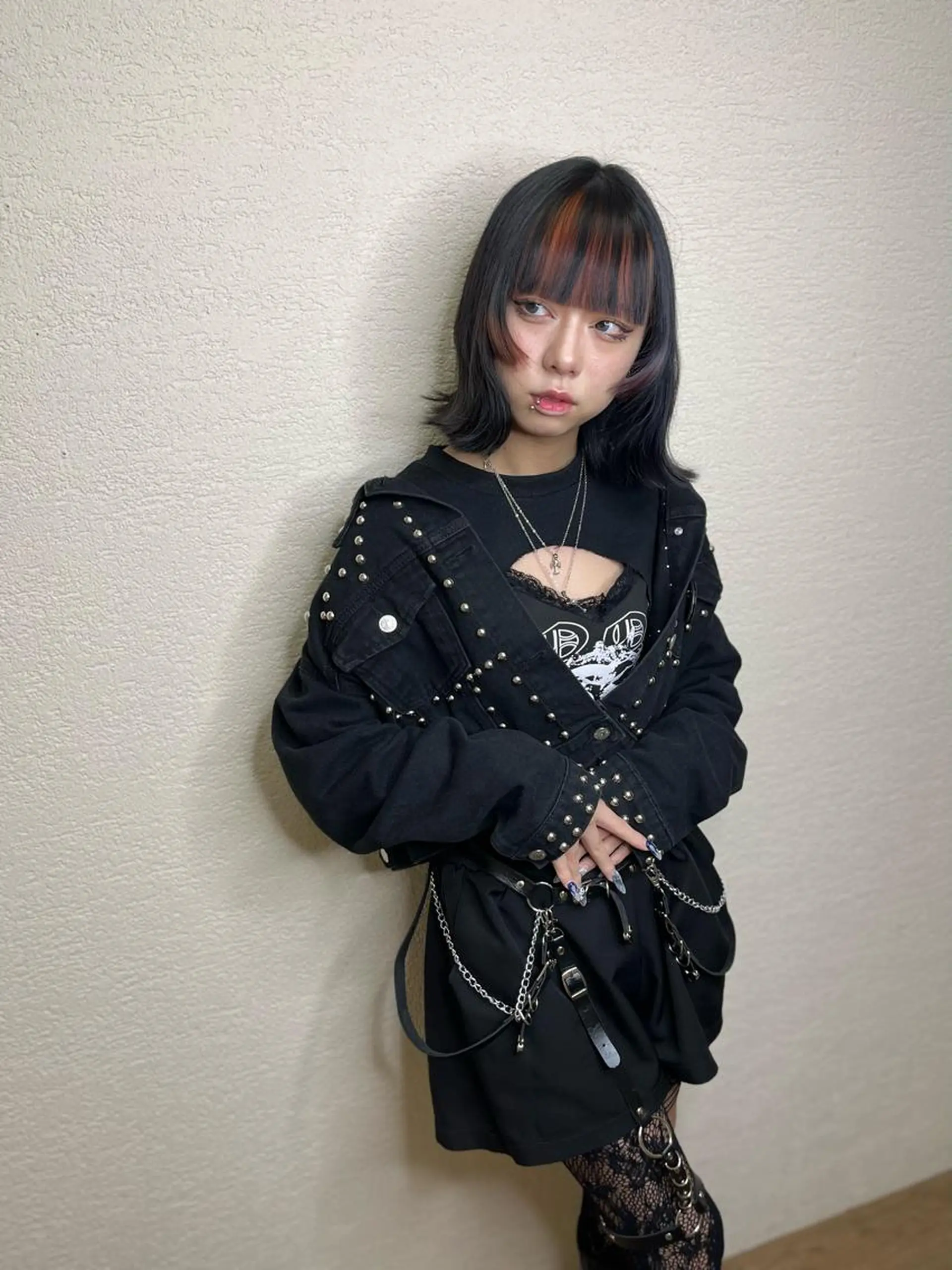 セミロング カラー ミストバング  フェイスフレーミング 野村 朋生のヘアスタイル