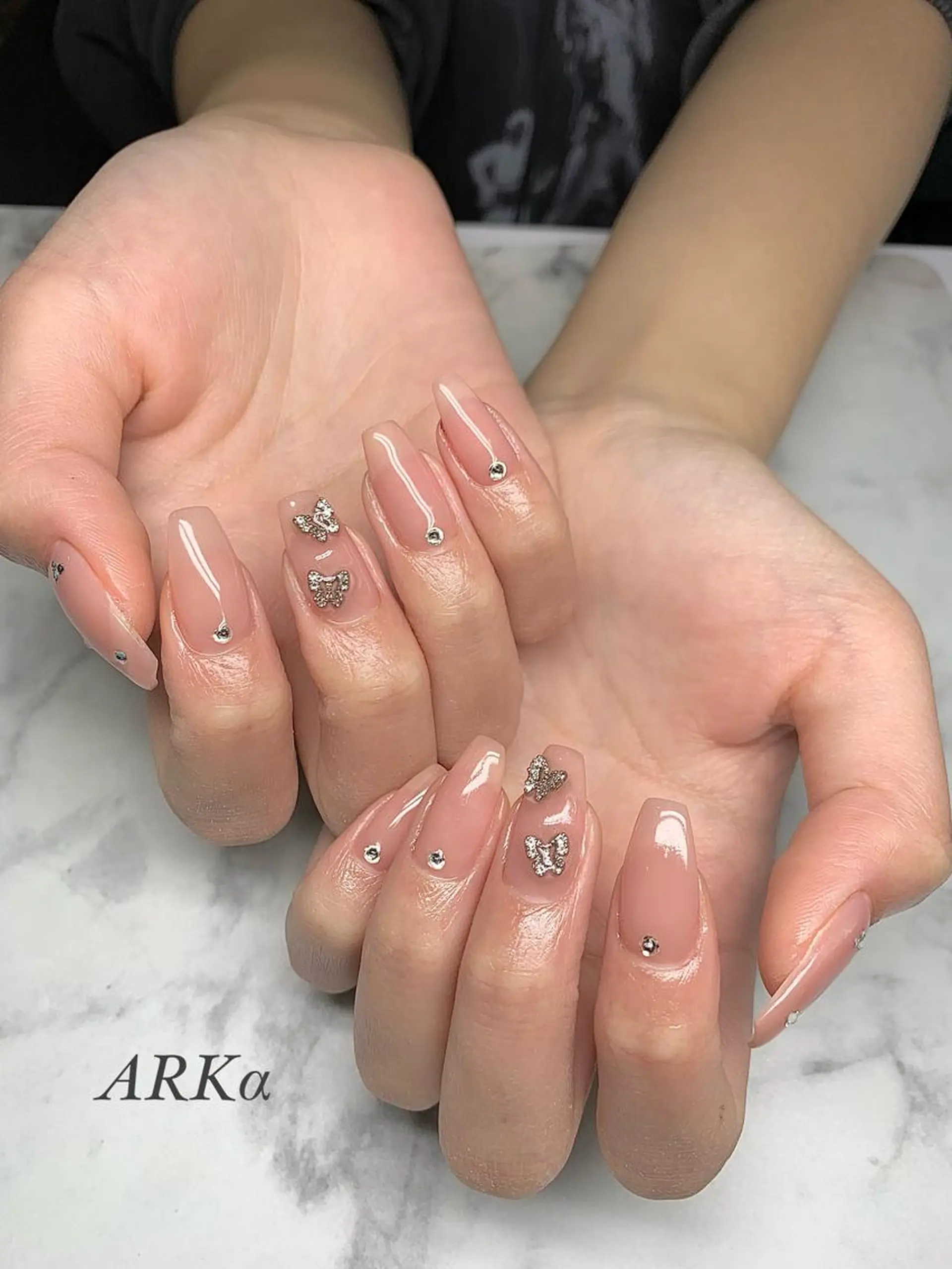 ロング ネイル ARKα SHIORIのネイルデザイン