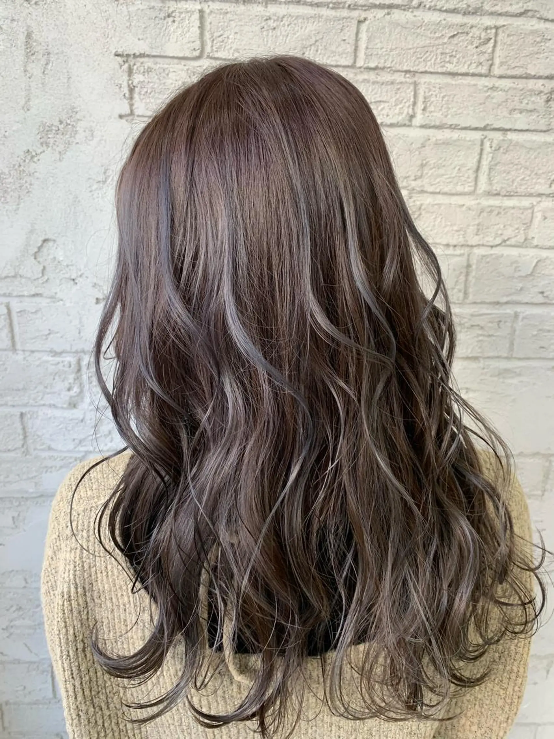 セミロング パープルカラー ハイライト カット ヘアカラー トリートメント 🇺🇸ハイライト特 化美容師🇺🇸漆沢のヘアスタイル