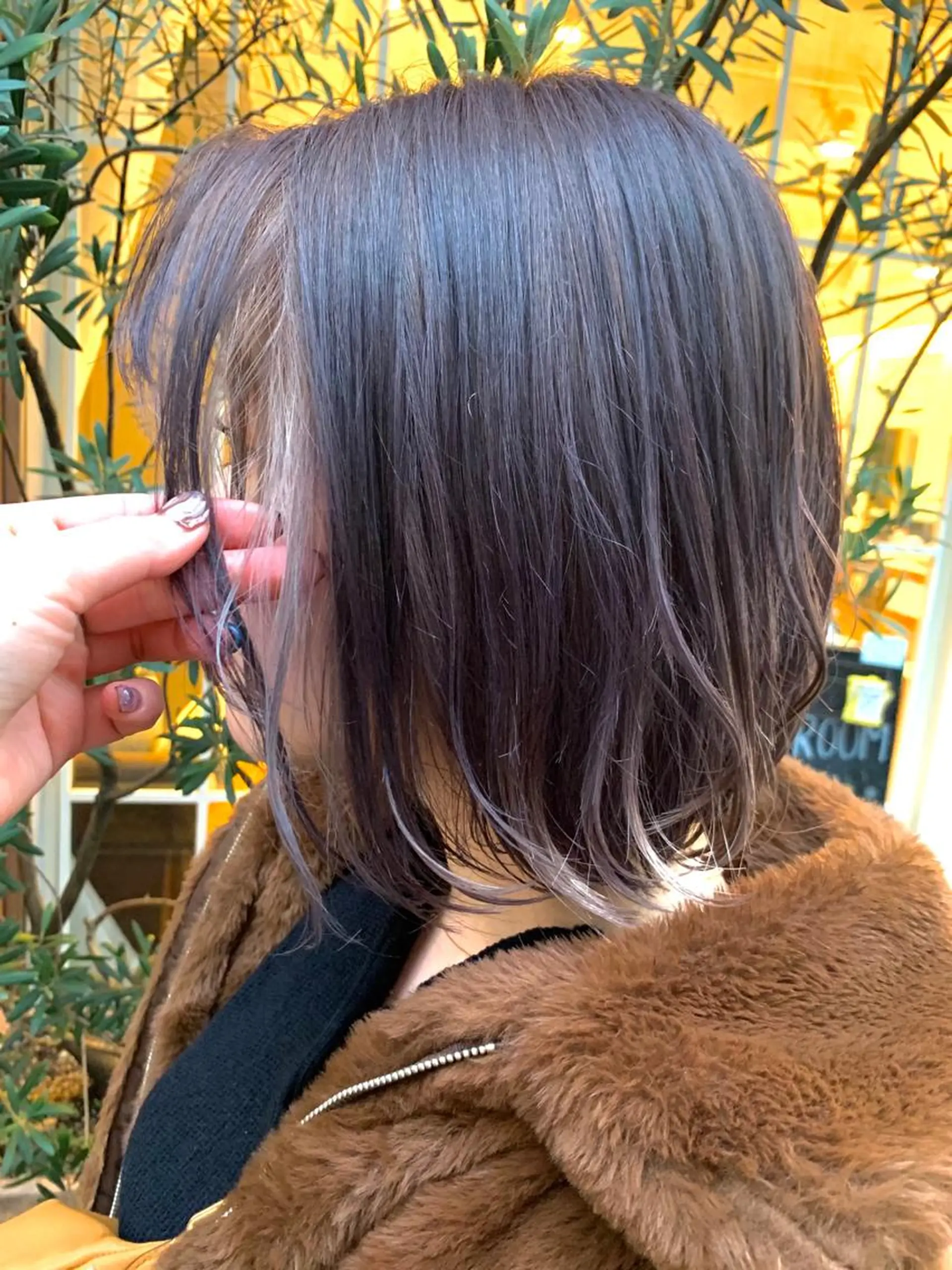 ショート カラー アッシュ ハイライトカラー ラベンダーカラー ラベンダーアッシュ 顔周りカット ヘアカラー トリートメント ヘッドスパ ✨カラー支持No.1 🧸ワキ カナコ🧸のヘアスタイル