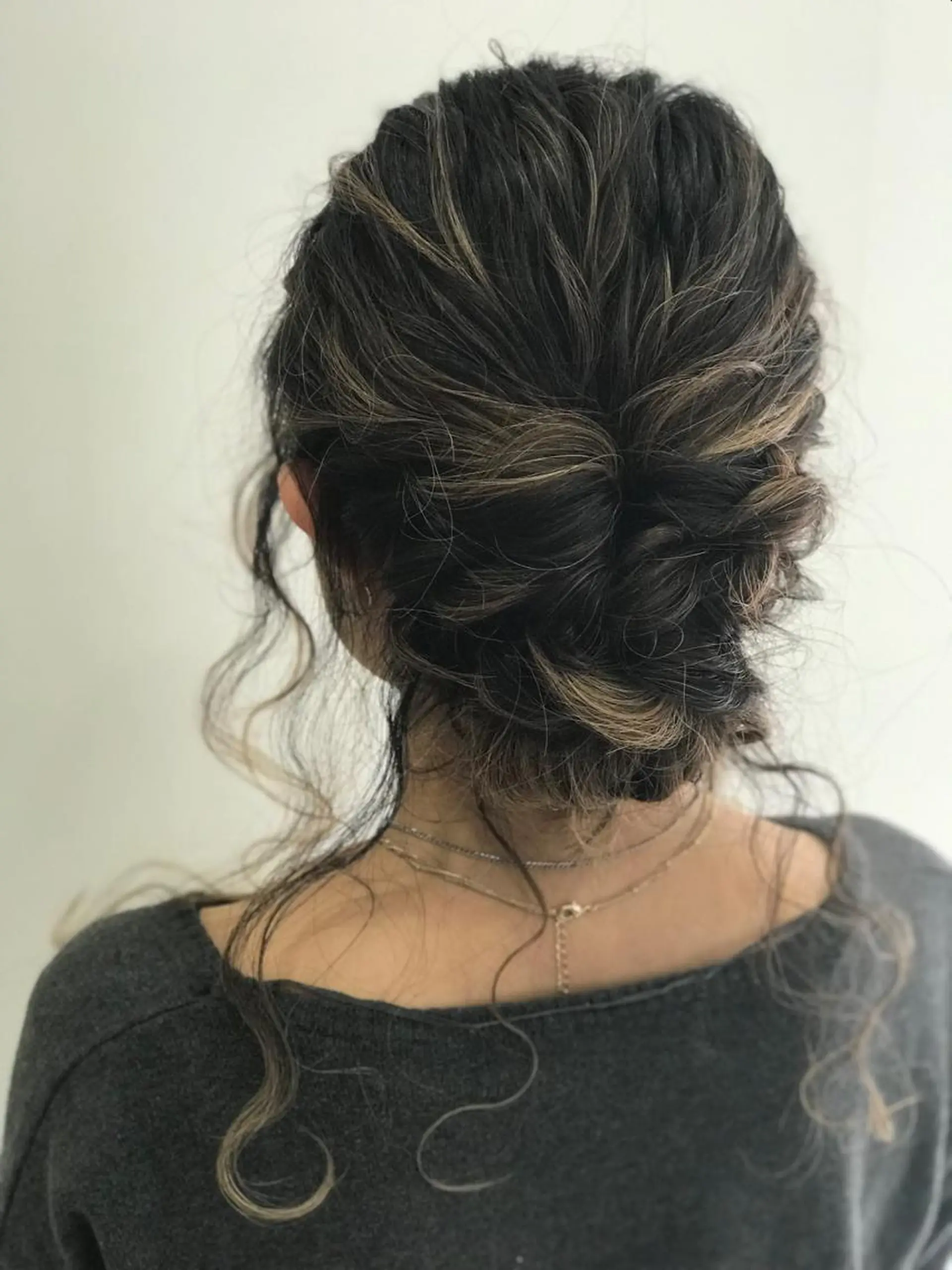 セミロング ヘアアレンジ 佐山 聖玲奈のヘアスタイル