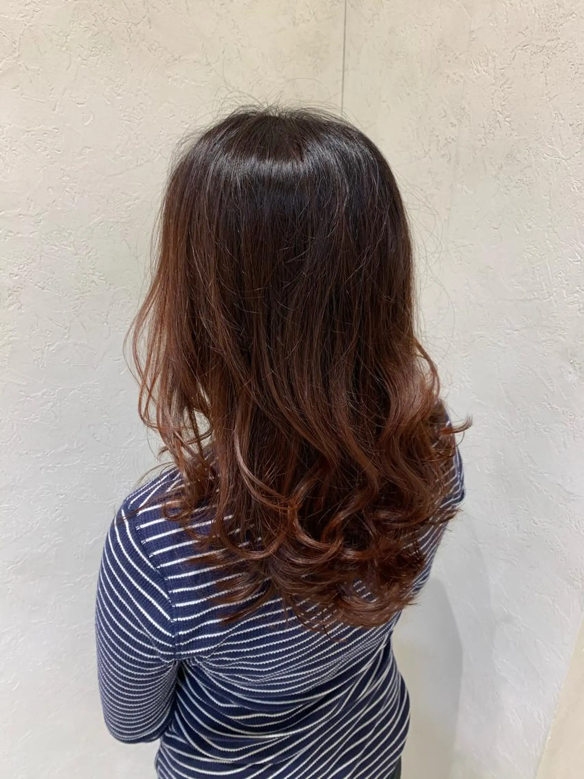 ミディアム カラー グラデーションカラー ima所属・メンズ大歓迎！ ima代表ニヘイのヘアスタイル