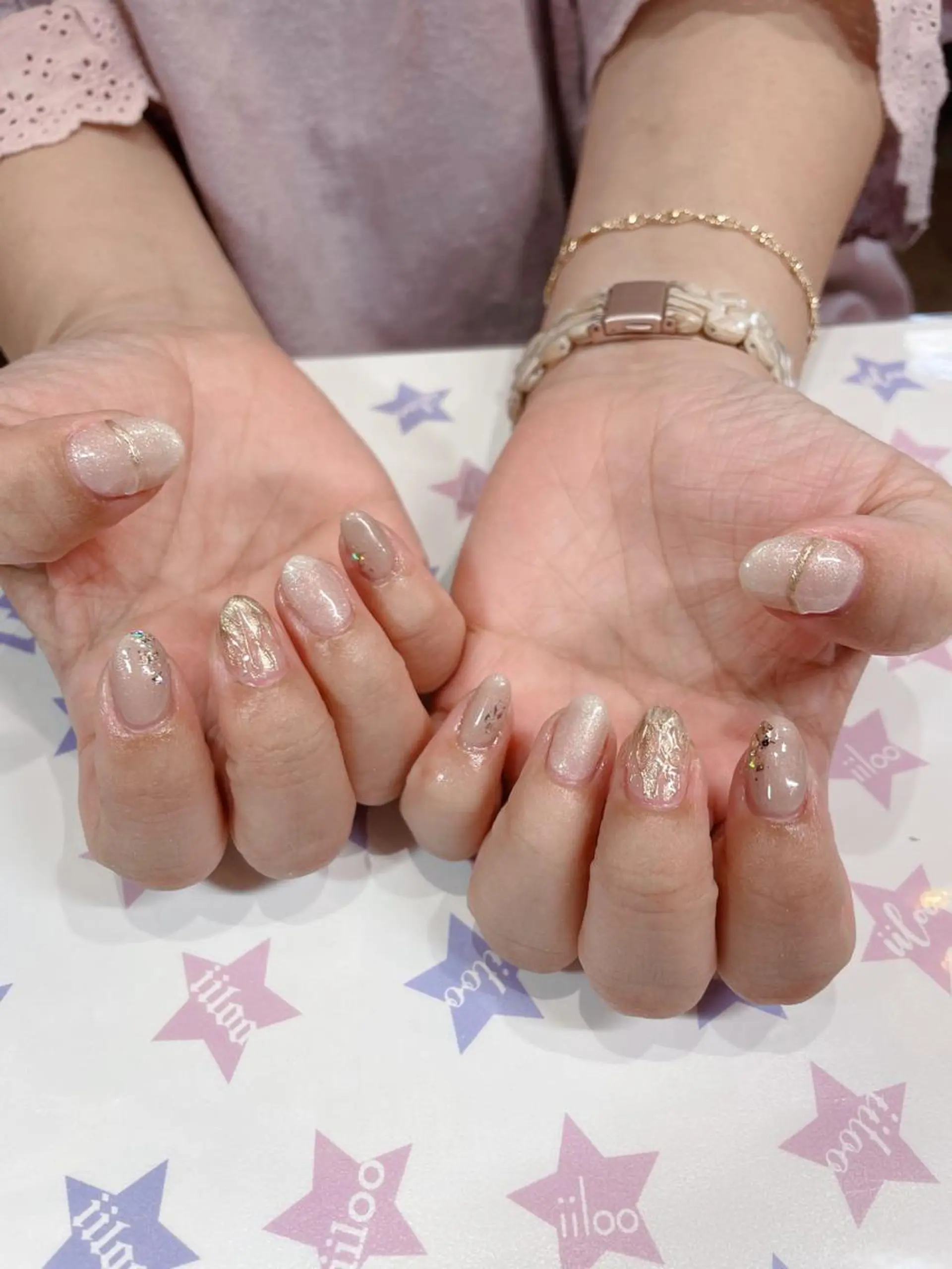 ネイル iiloo aromaworksのネイルデザイン