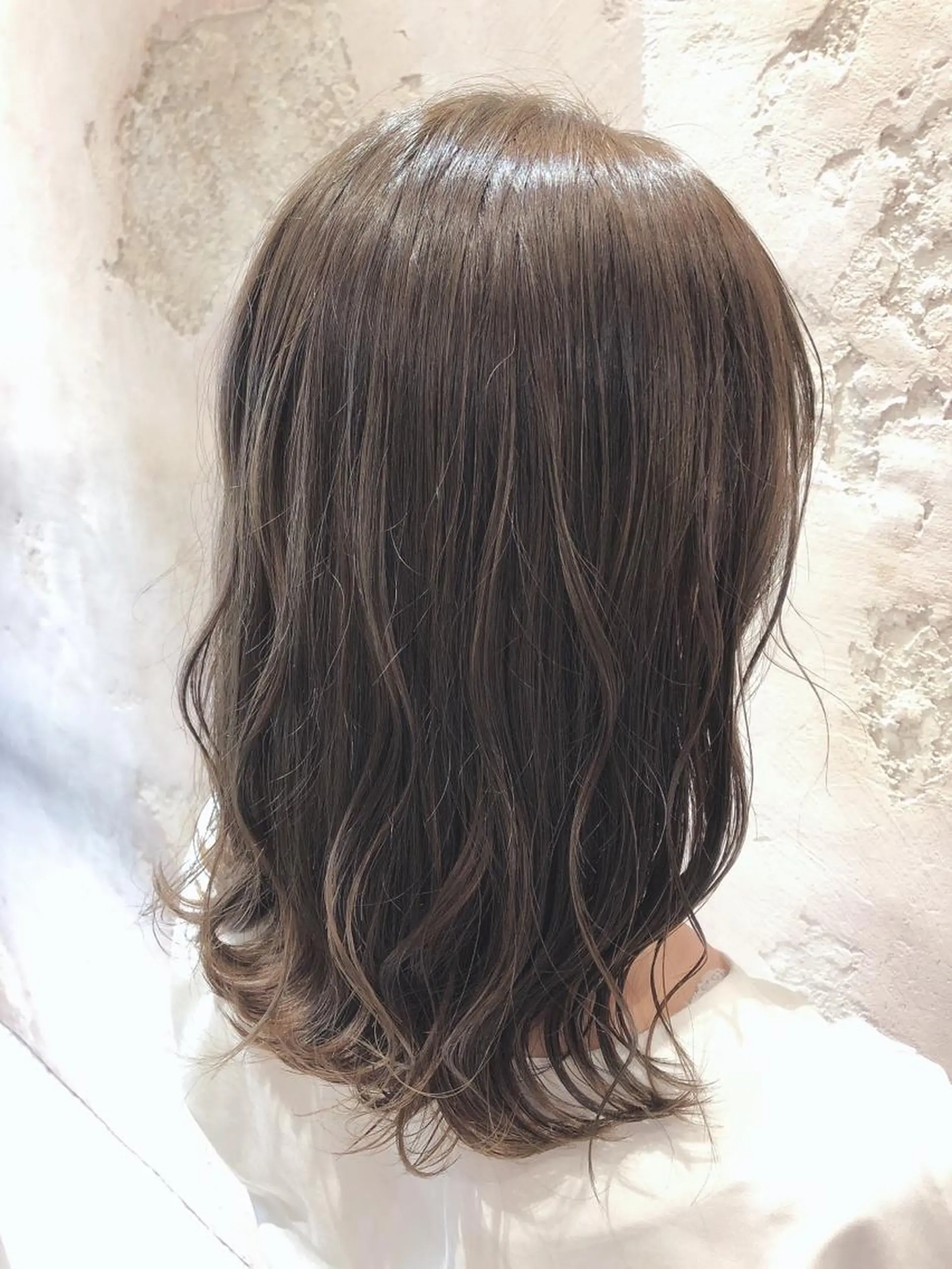 ミディアム アッシュ カット ヘアカラー トリートメント 代表山口ひな 髪質改善のプロのヘアスタイル