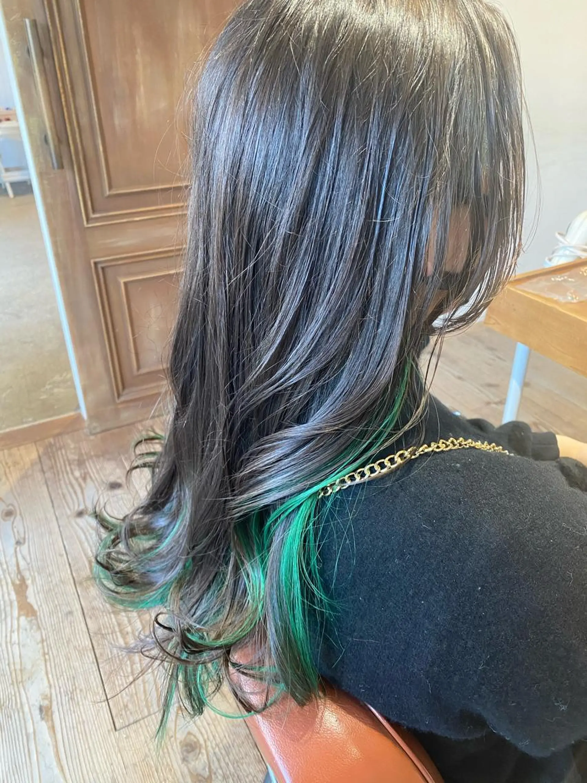 ロング カラー わかばやし ゆうこのヘアスタイル