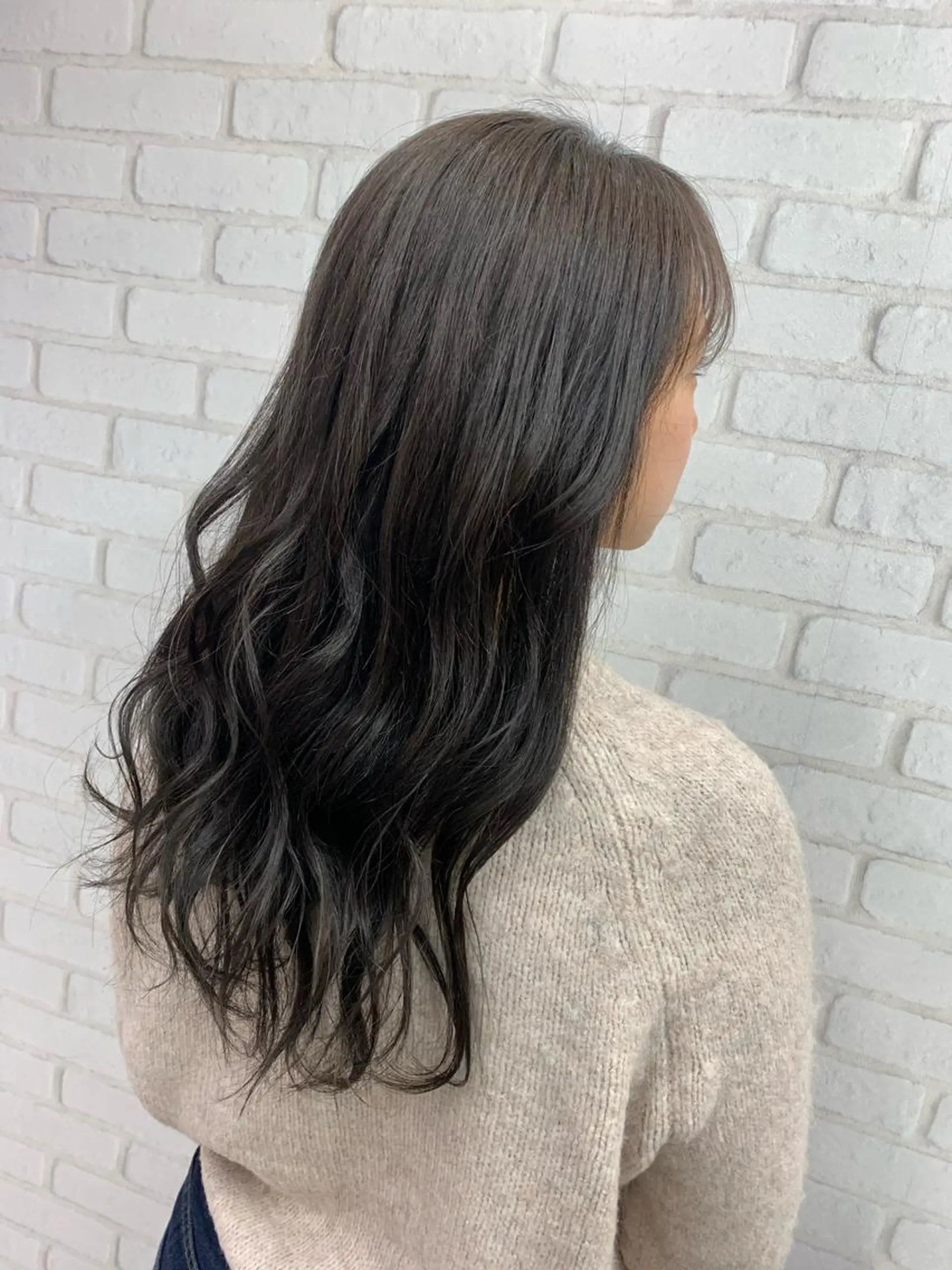 カラー グレージュ peg.hair所属・ブリーチカラー🫧 森　凪沙のヘアスタイル